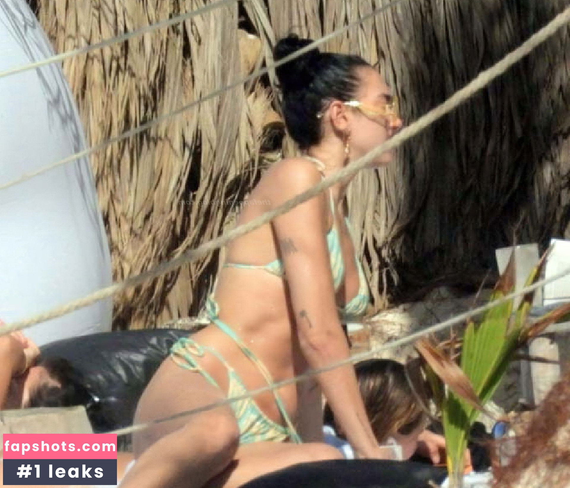 Dua Lipa gallery photo #6738