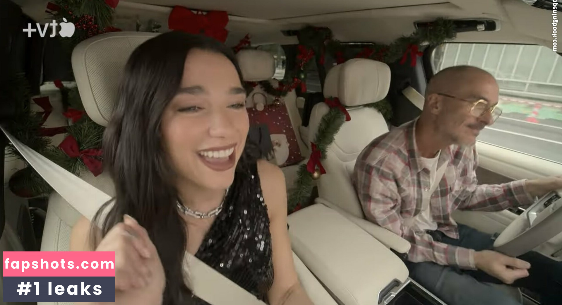 Dua Lipa gallery photo #675