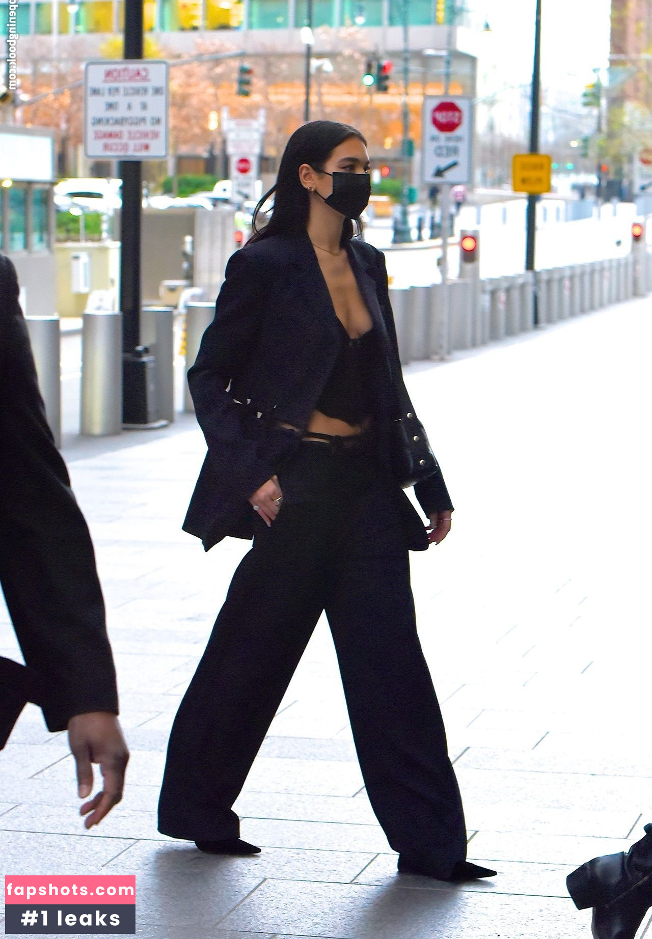 Dua Lipa gallery photo #6744