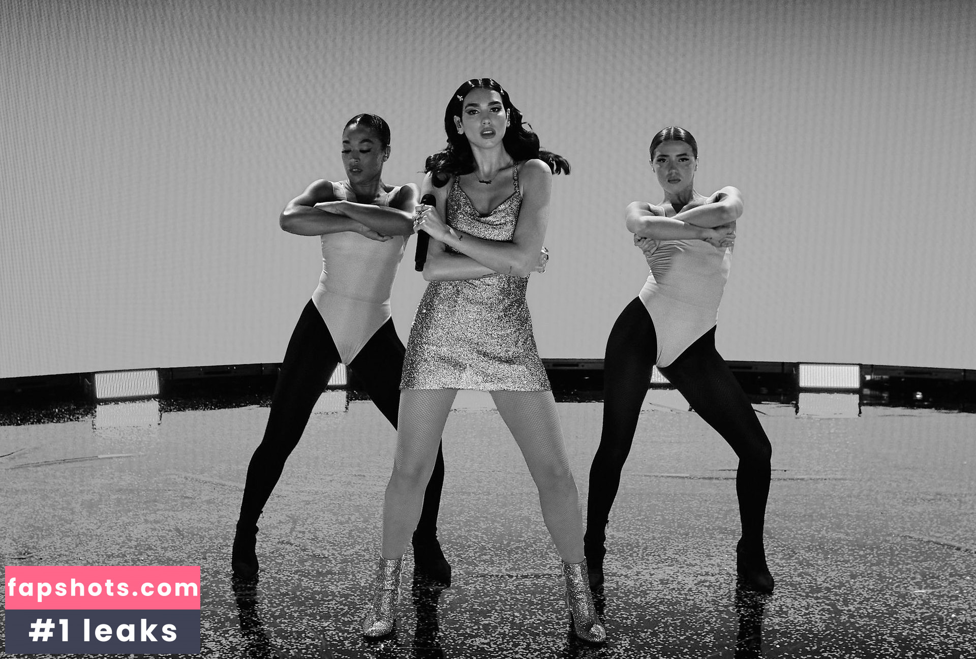 Dua Lipa gallery photo #6771