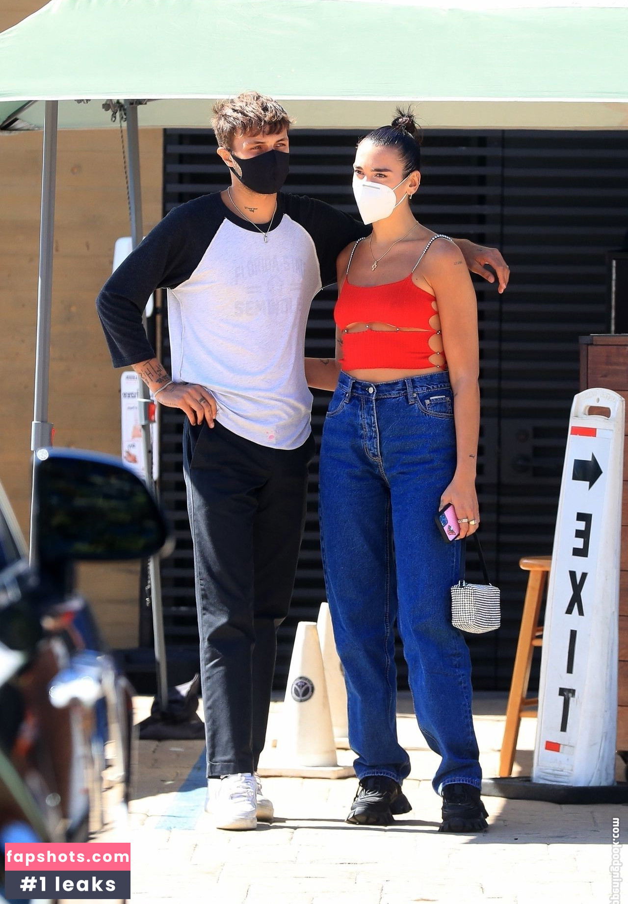 Dua Lipa gallery photo #6843