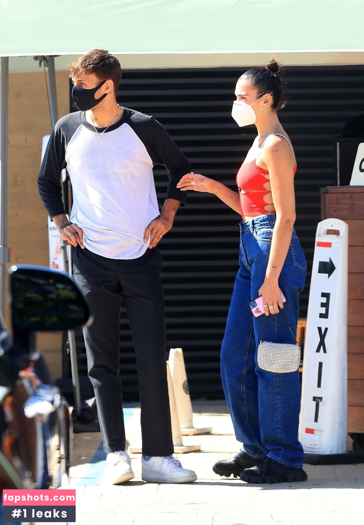 Dua Lipa gallery photo #6847