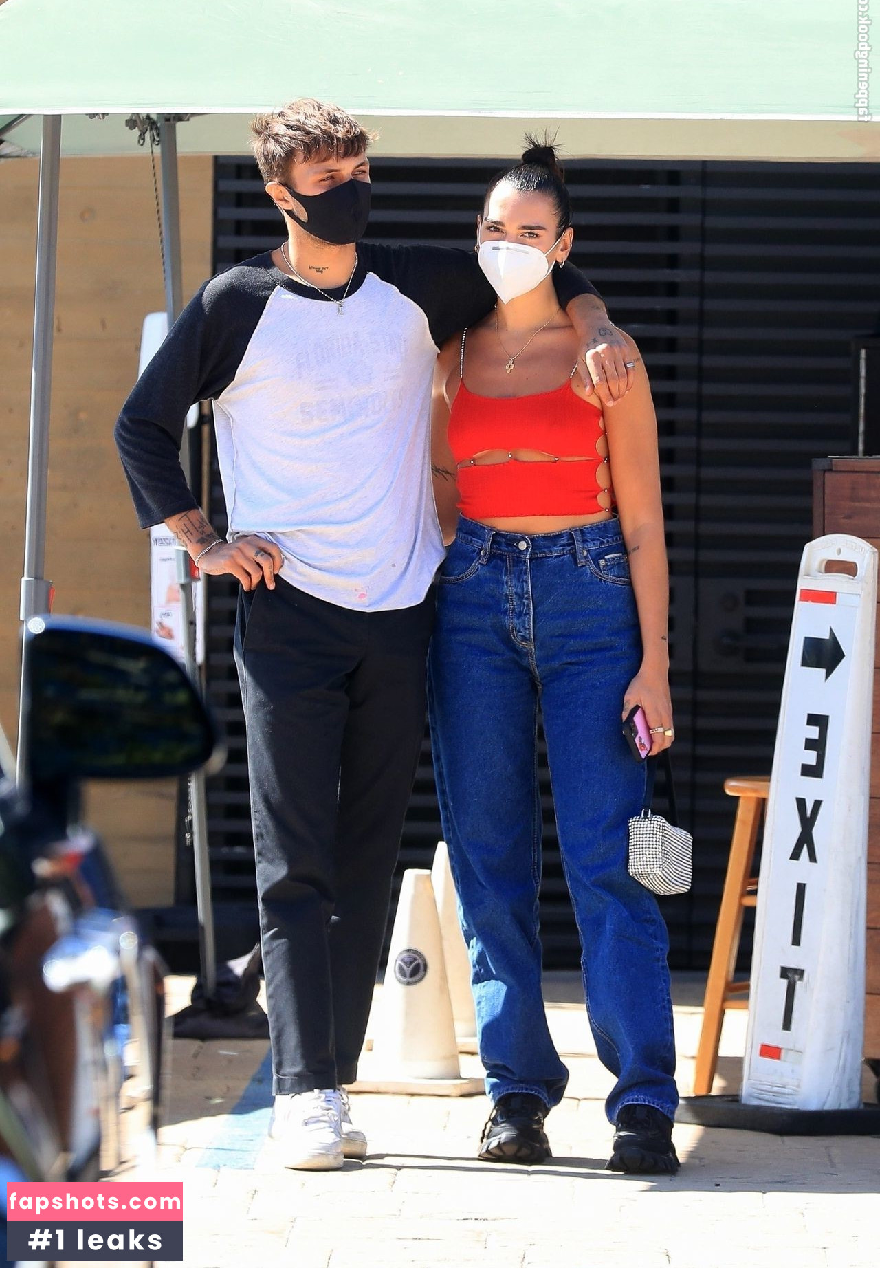 Dua Lipa gallery photo #6856