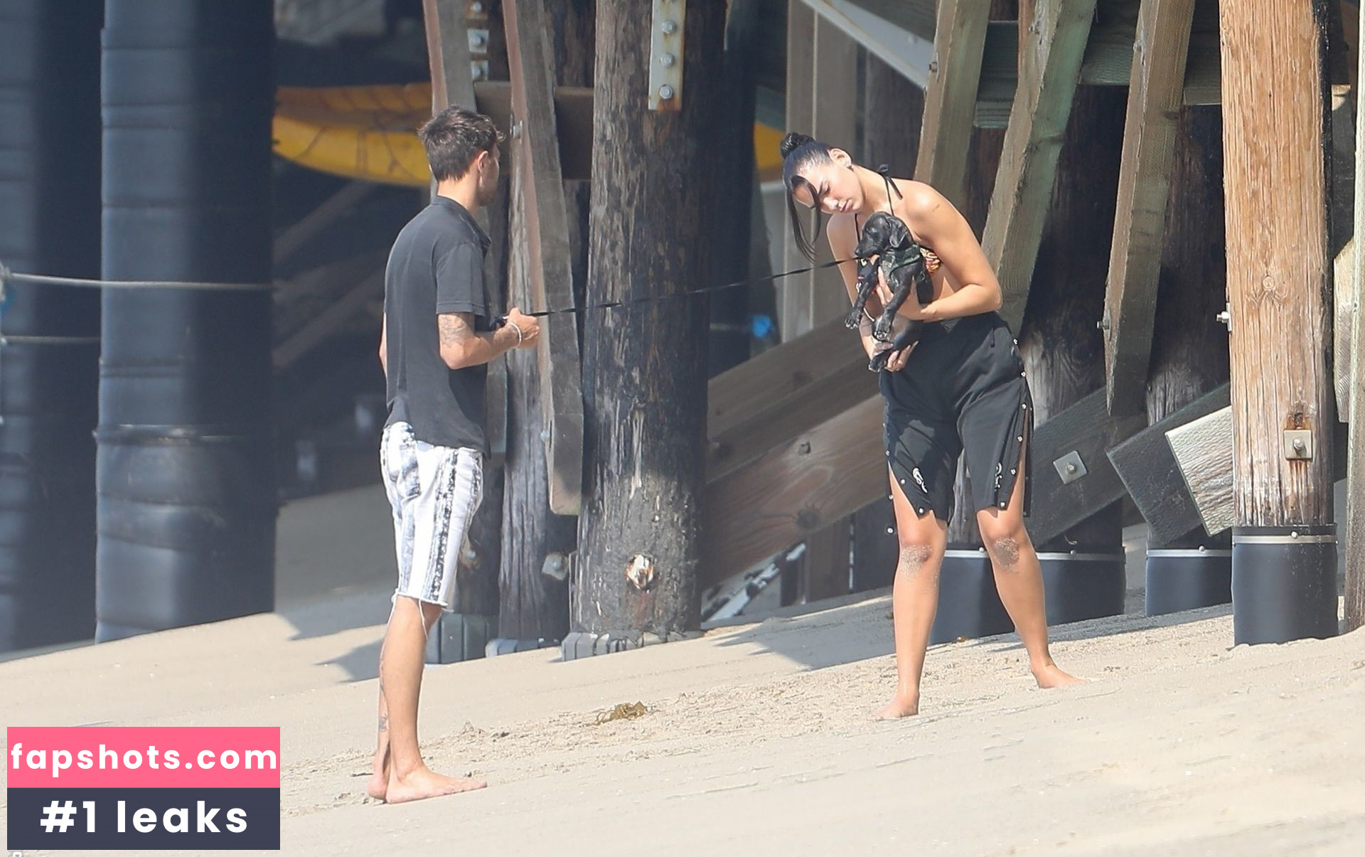 Dua Lipa gallery photo #6977