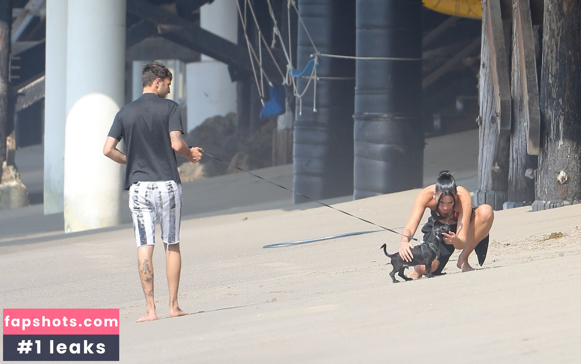 Dua Lipa gallery photo #6981