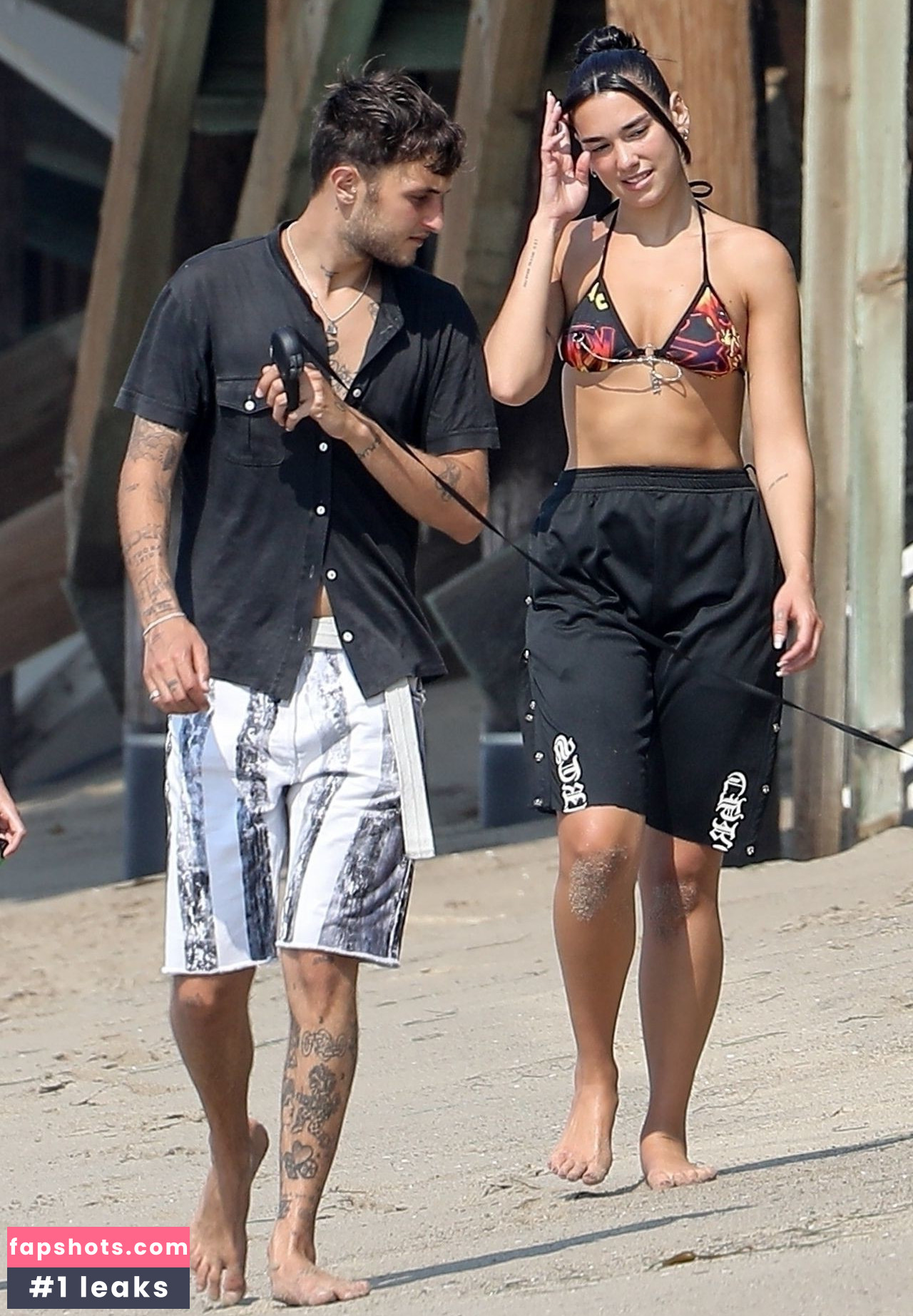 Dua Lipa gallery photo #7011