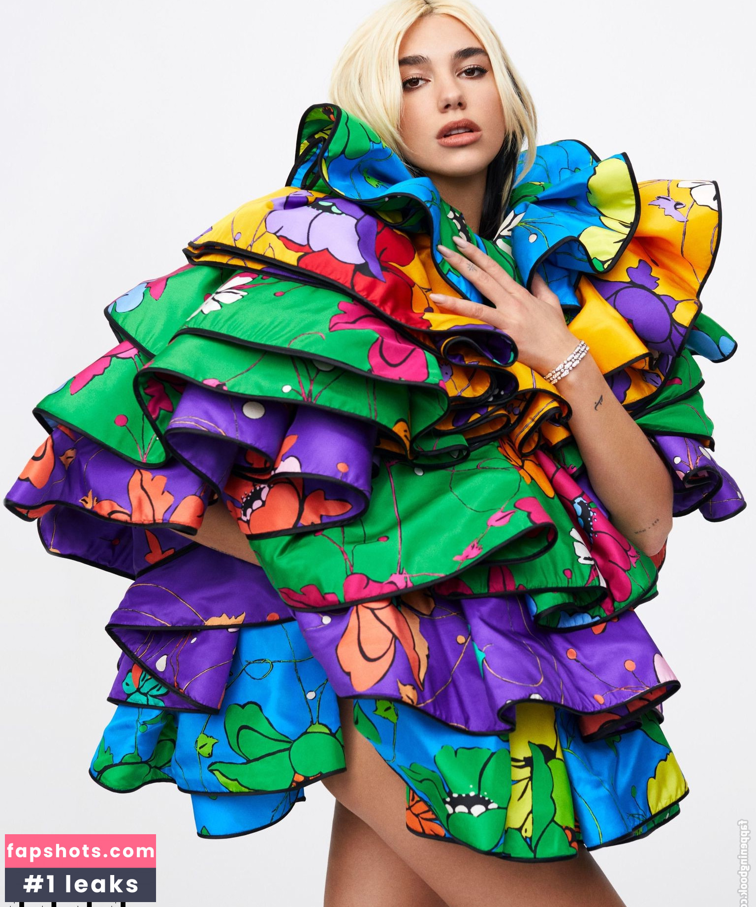 Dua Lipa gallery photo #7072