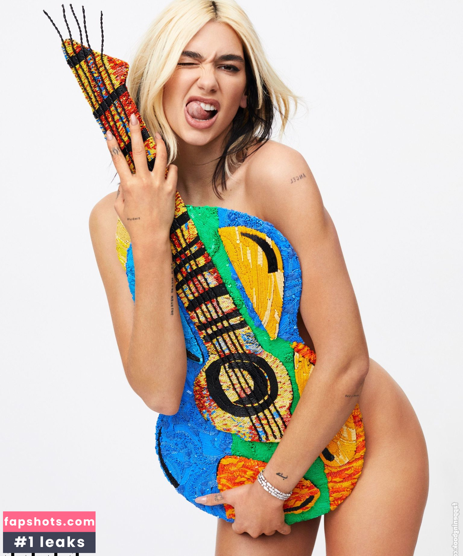 Dua Lipa gallery photo #7074