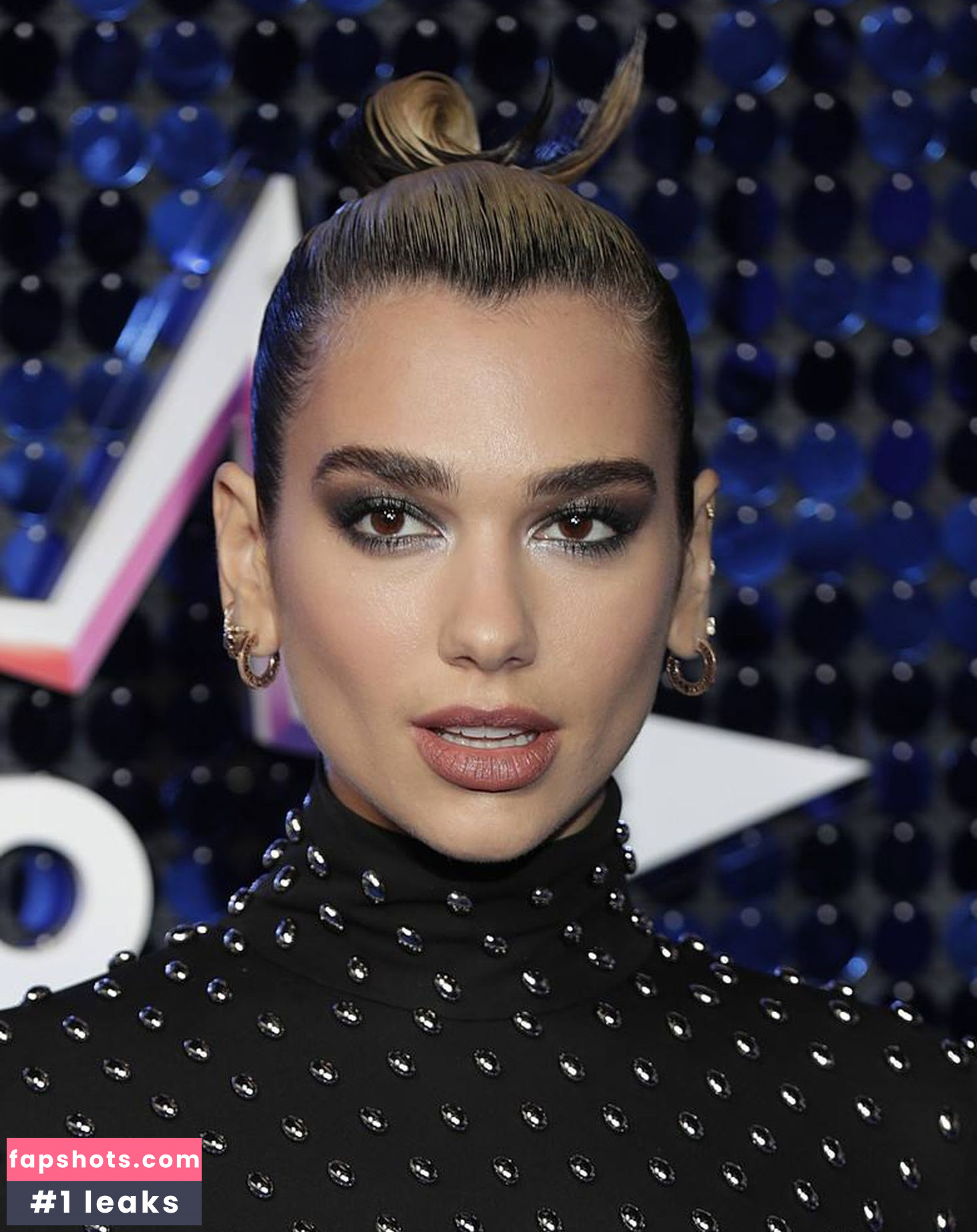 Dua Lipa gallery photo #7118