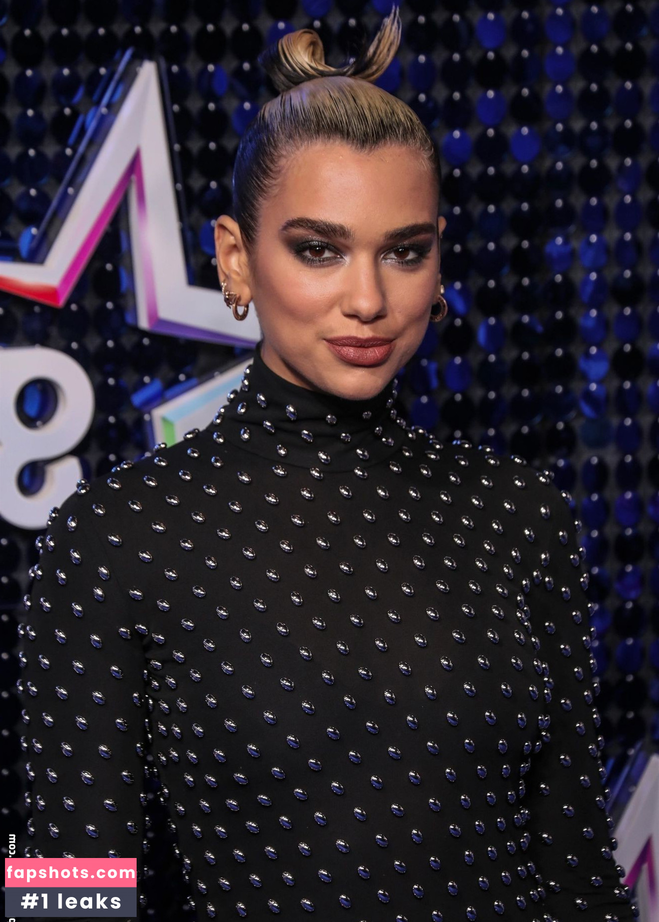 Dua Lipa gallery photo #7127