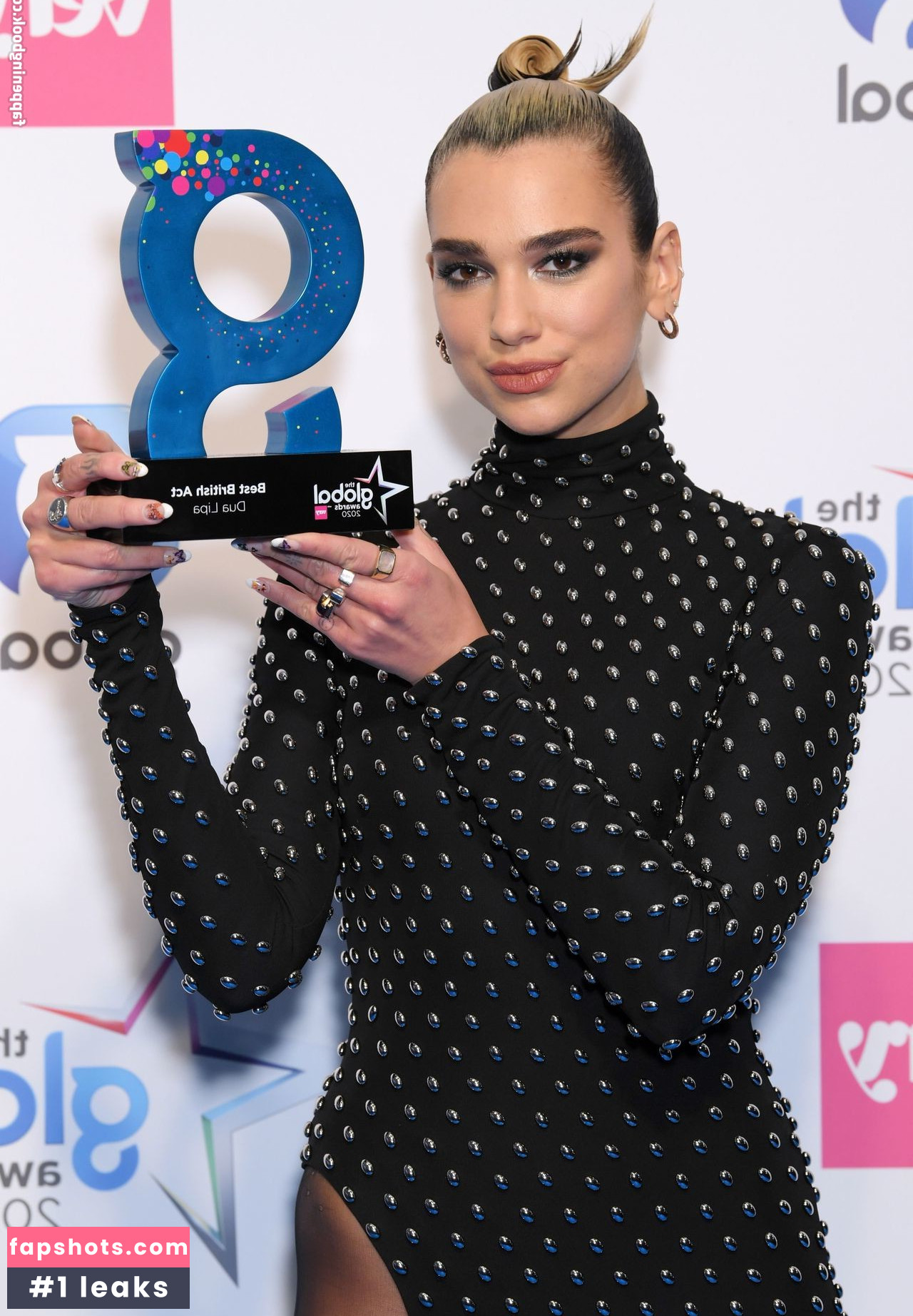 Dua Lipa gallery photo #7128