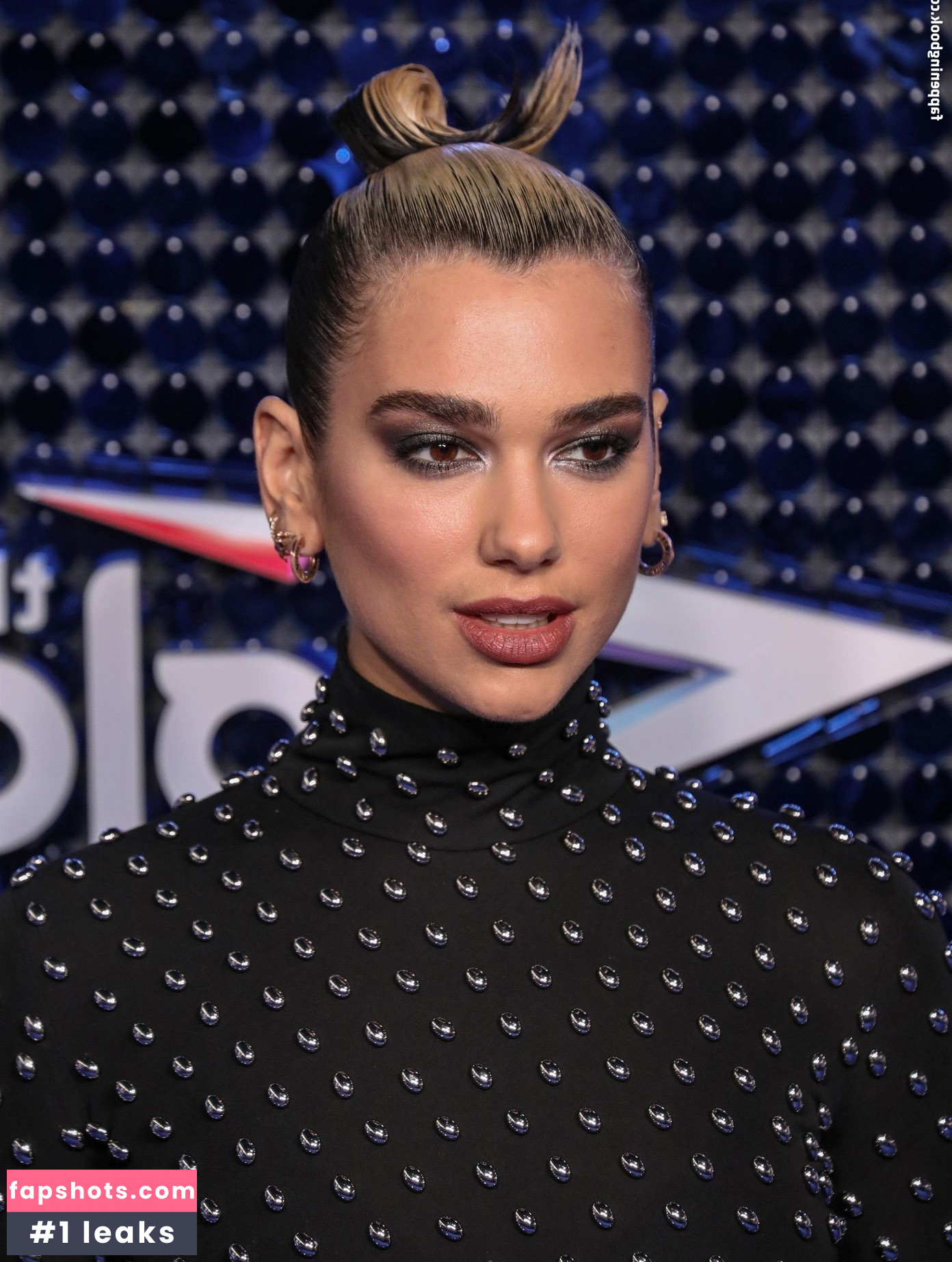 Dua Lipa gallery photo #7130