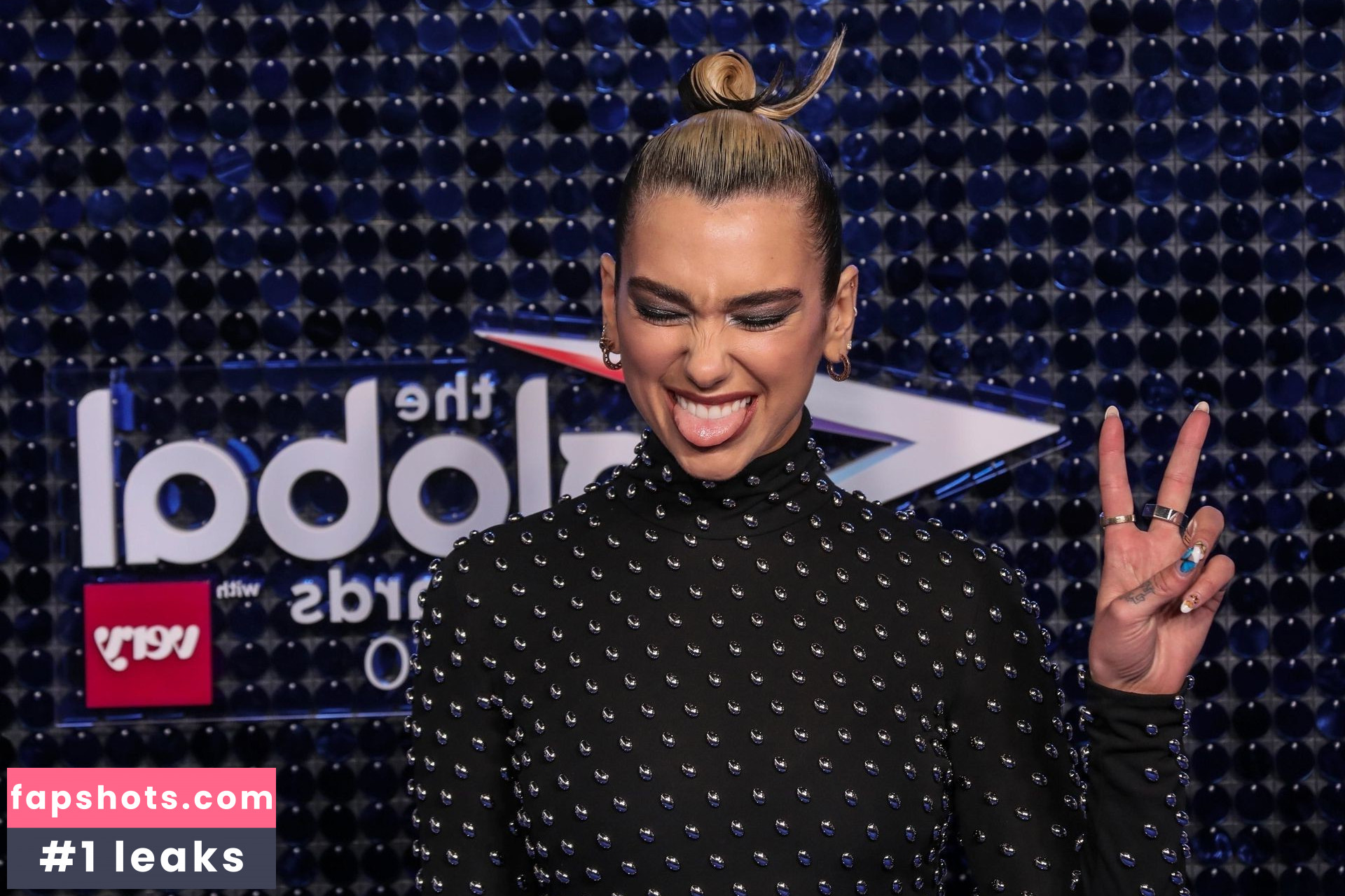 Dua Lipa gallery photo #7136