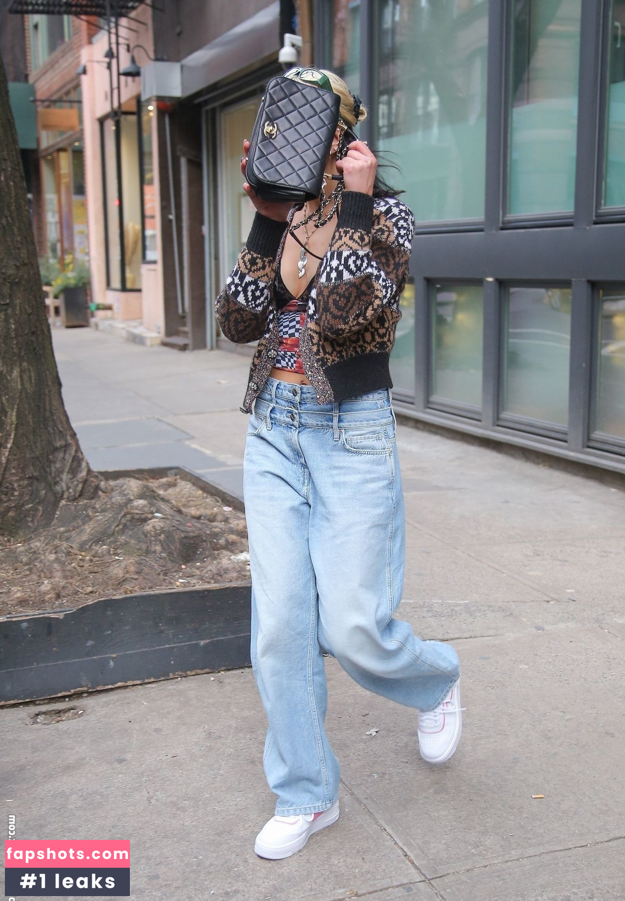 Dua Lipa gallery photo #7215