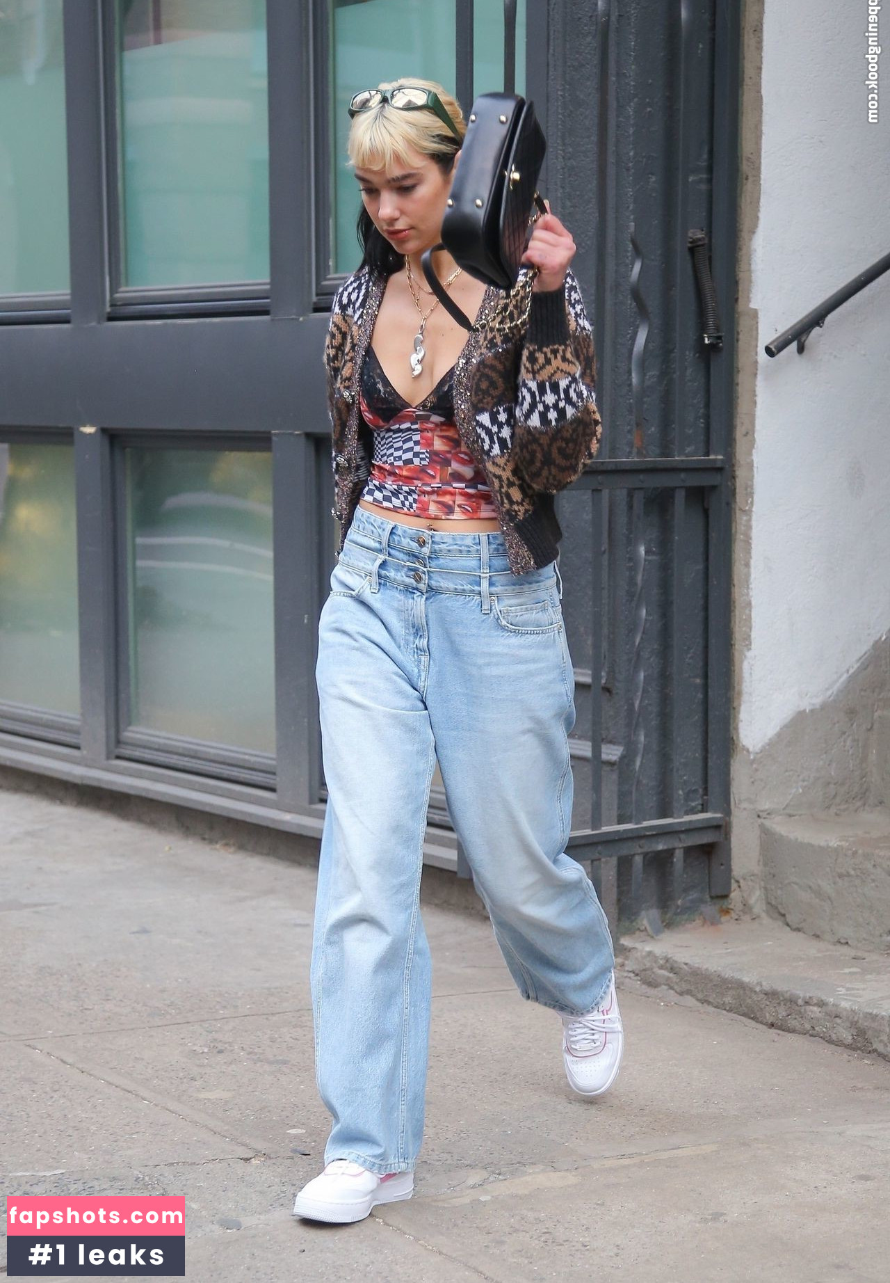 Dua Lipa gallery photo #7218