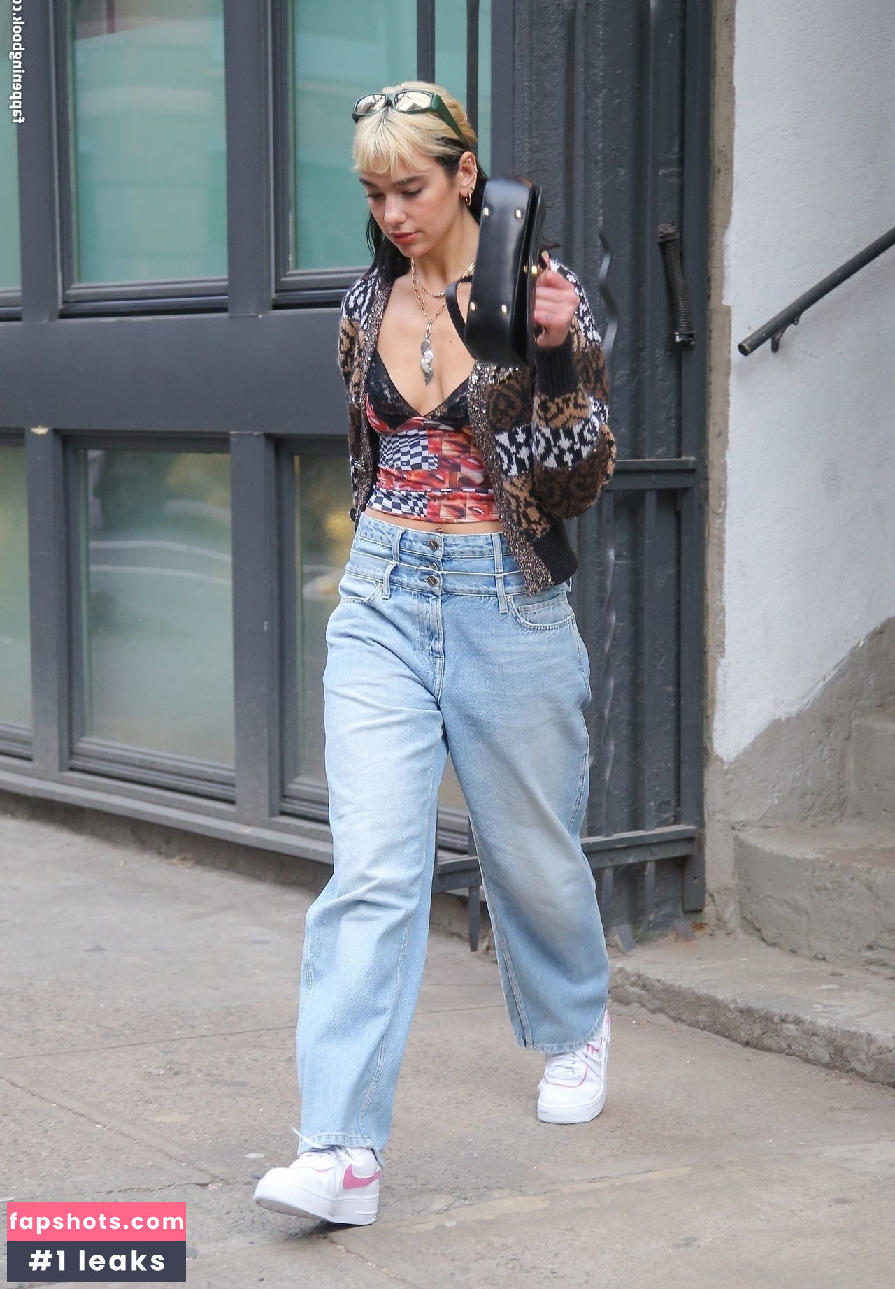 Dua Lipa gallery photo #7219