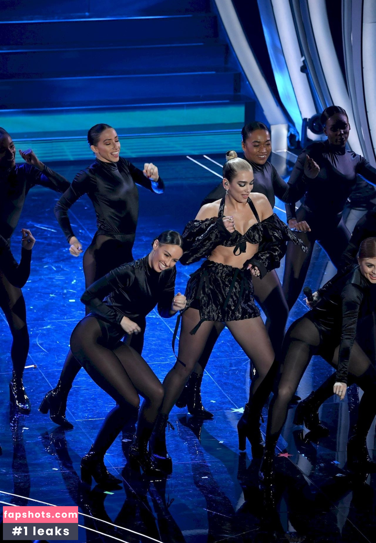 Dua Lipa gallery photo #7262