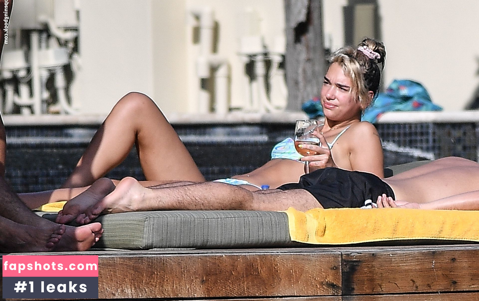 Dua Lipa gallery photo #7340