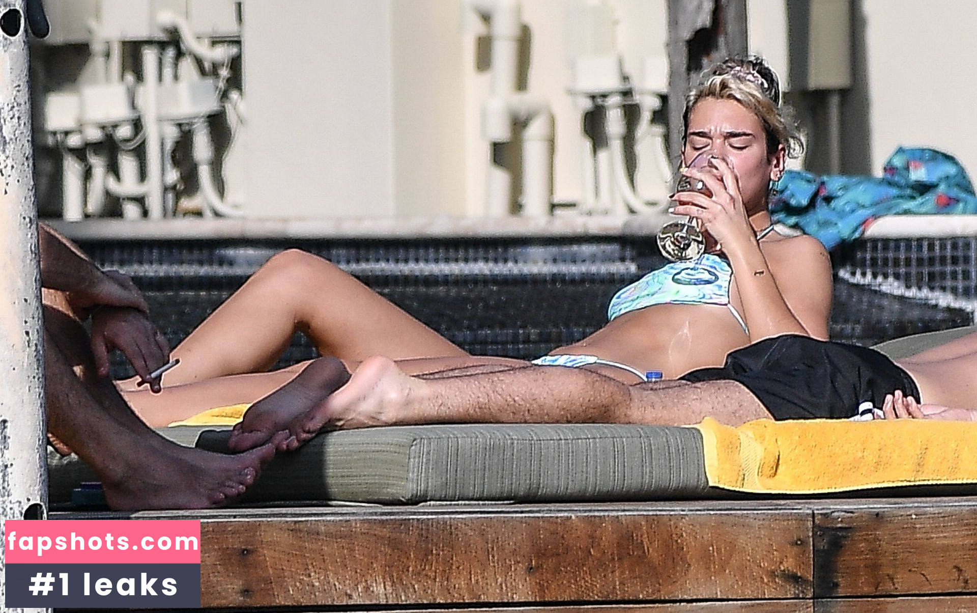 Dua Lipa gallery photo #7346