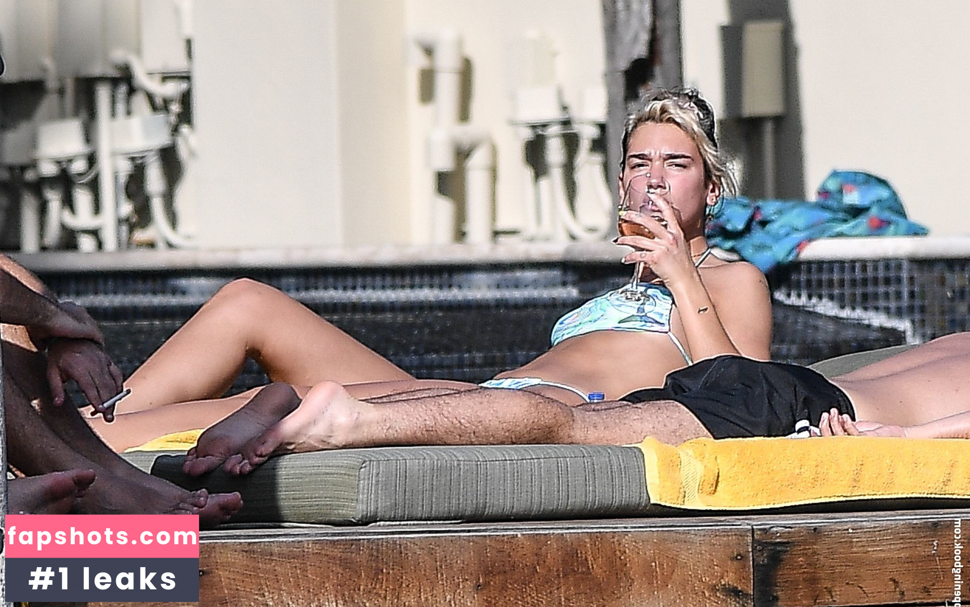 Dua Lipa gallery photo #7347