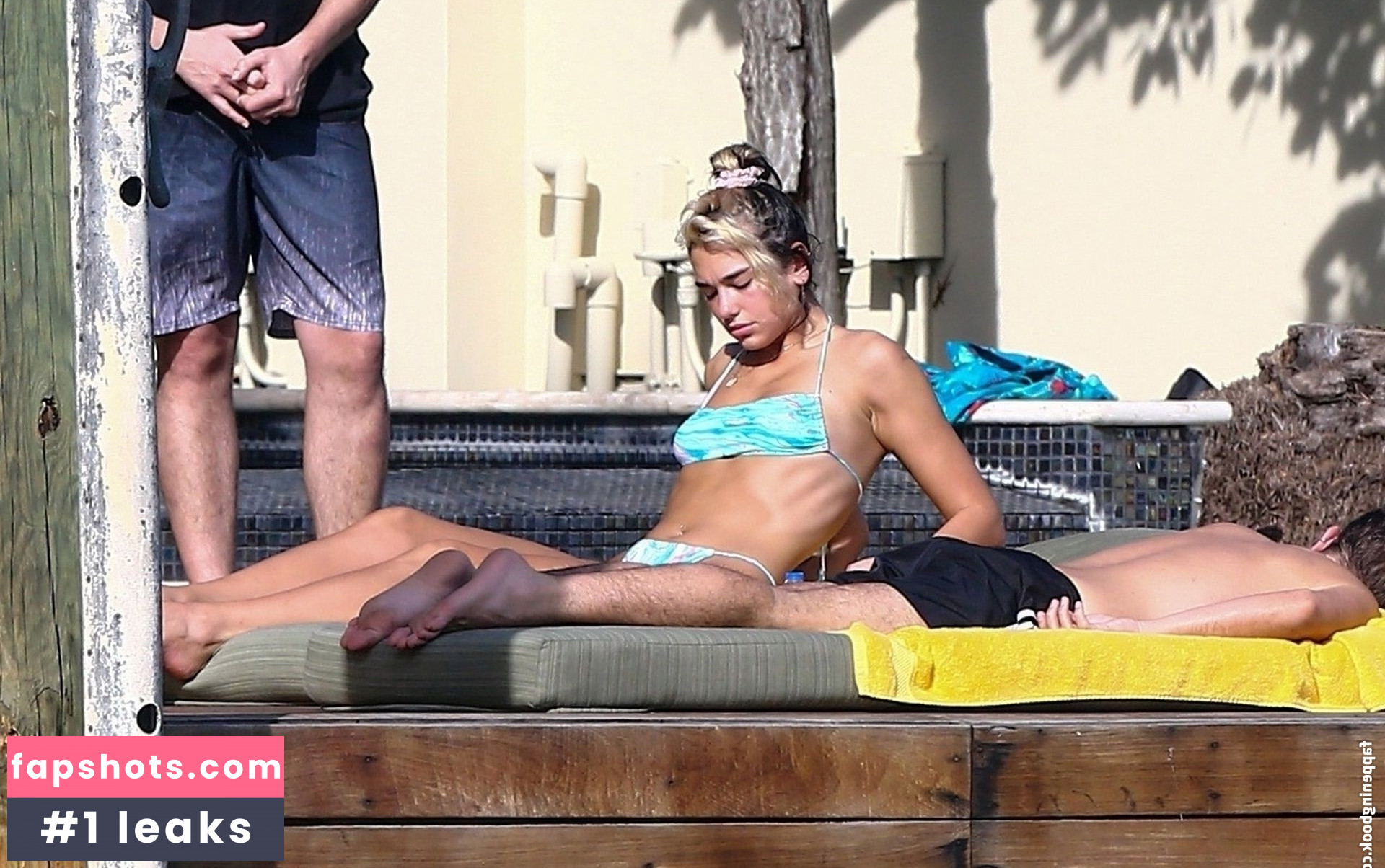 Dua Lipa gallery photo #7531