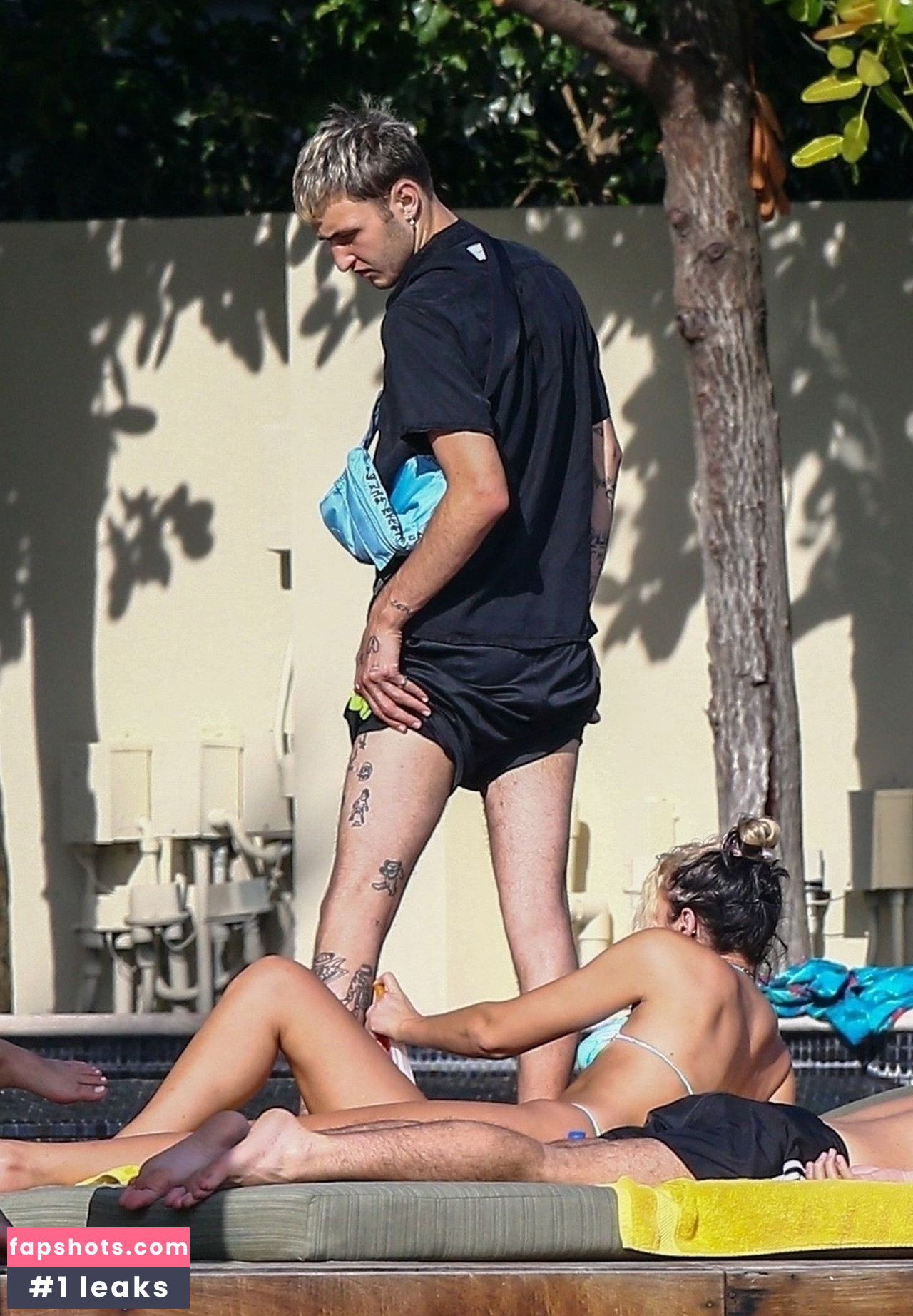 Dua Lipa gallery photo #7558