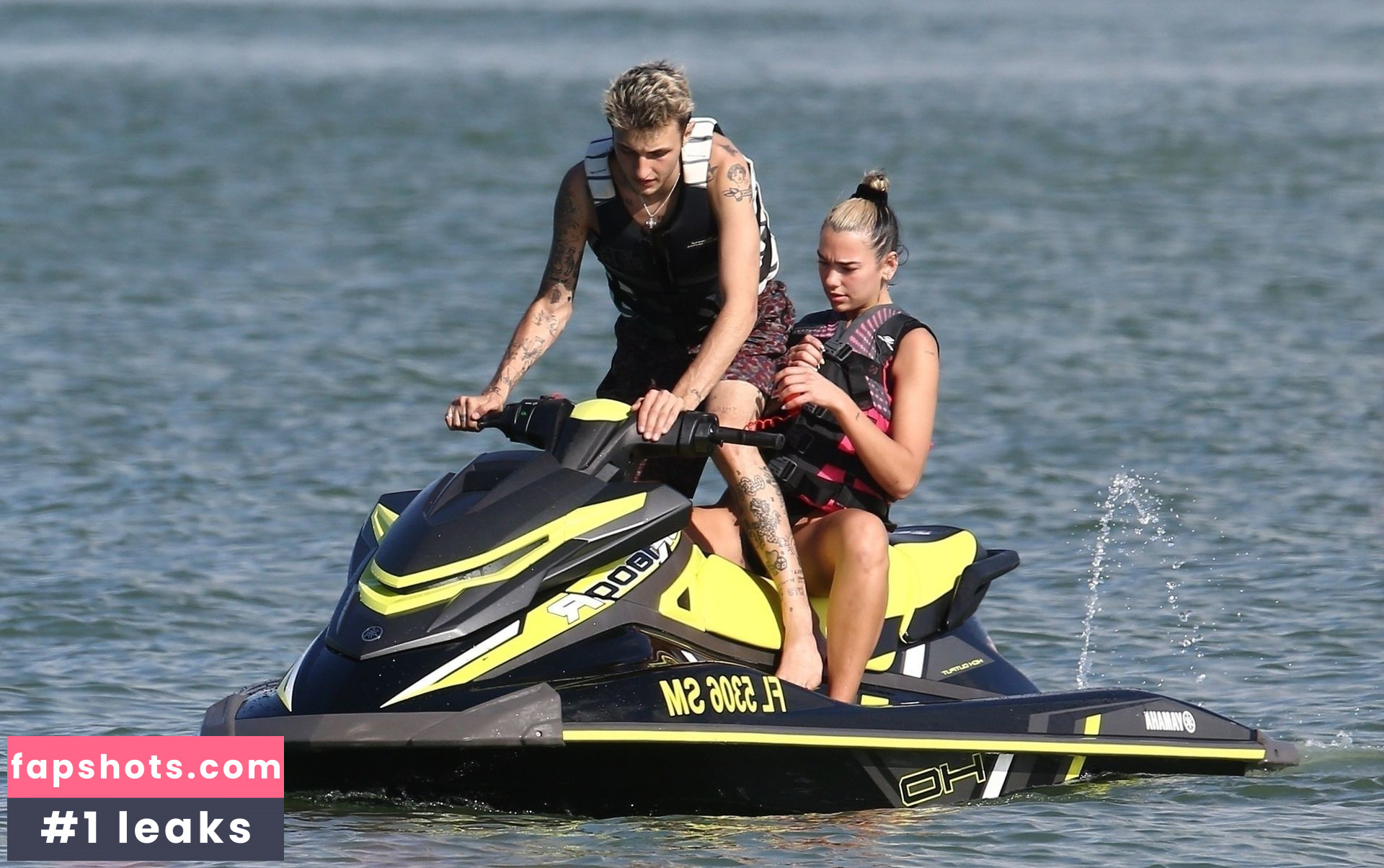 Dua Lipa gallery photo #7619