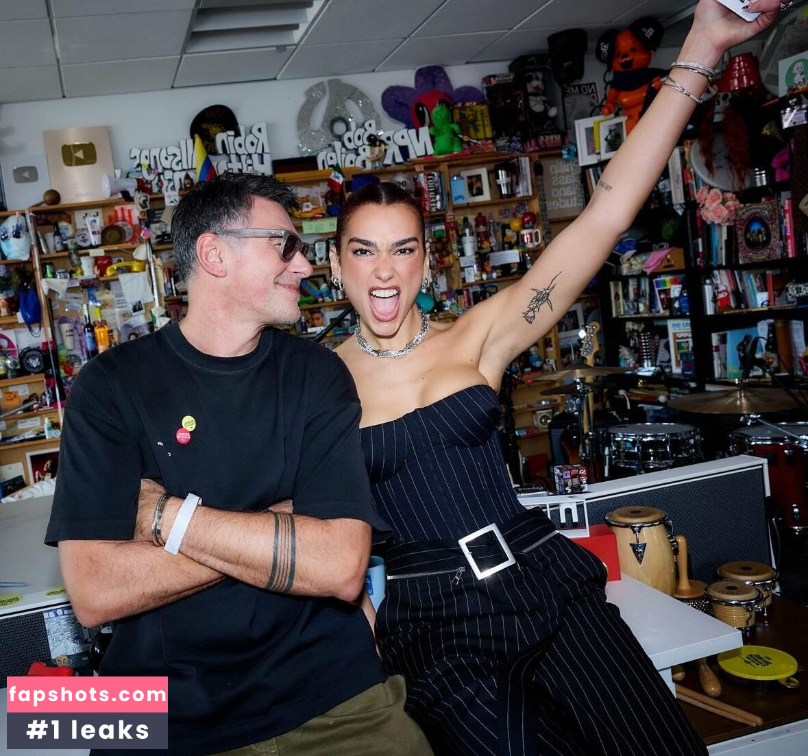 Dua Lipa gallery photo #777