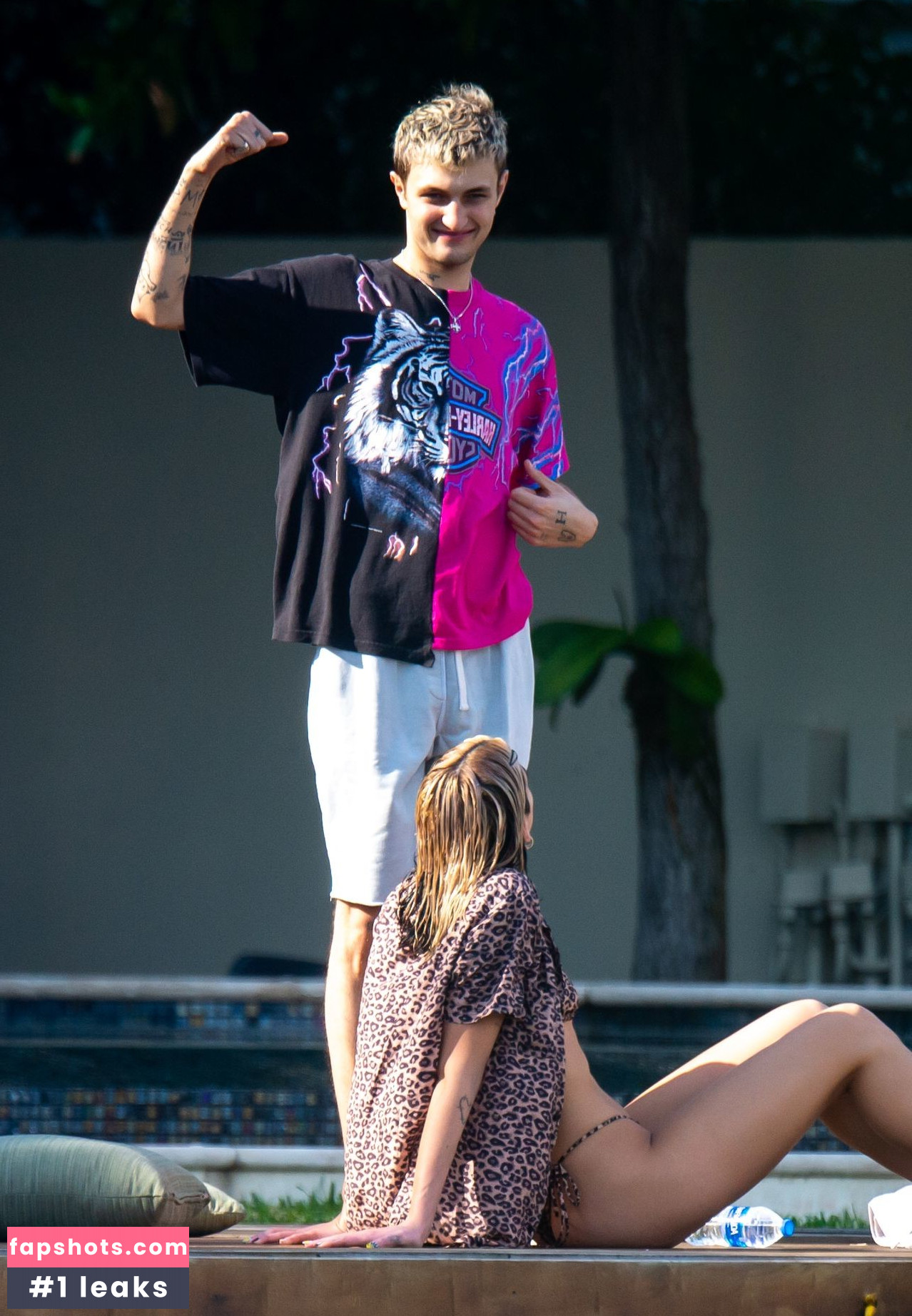 Dua Lipa gallery photo #7776