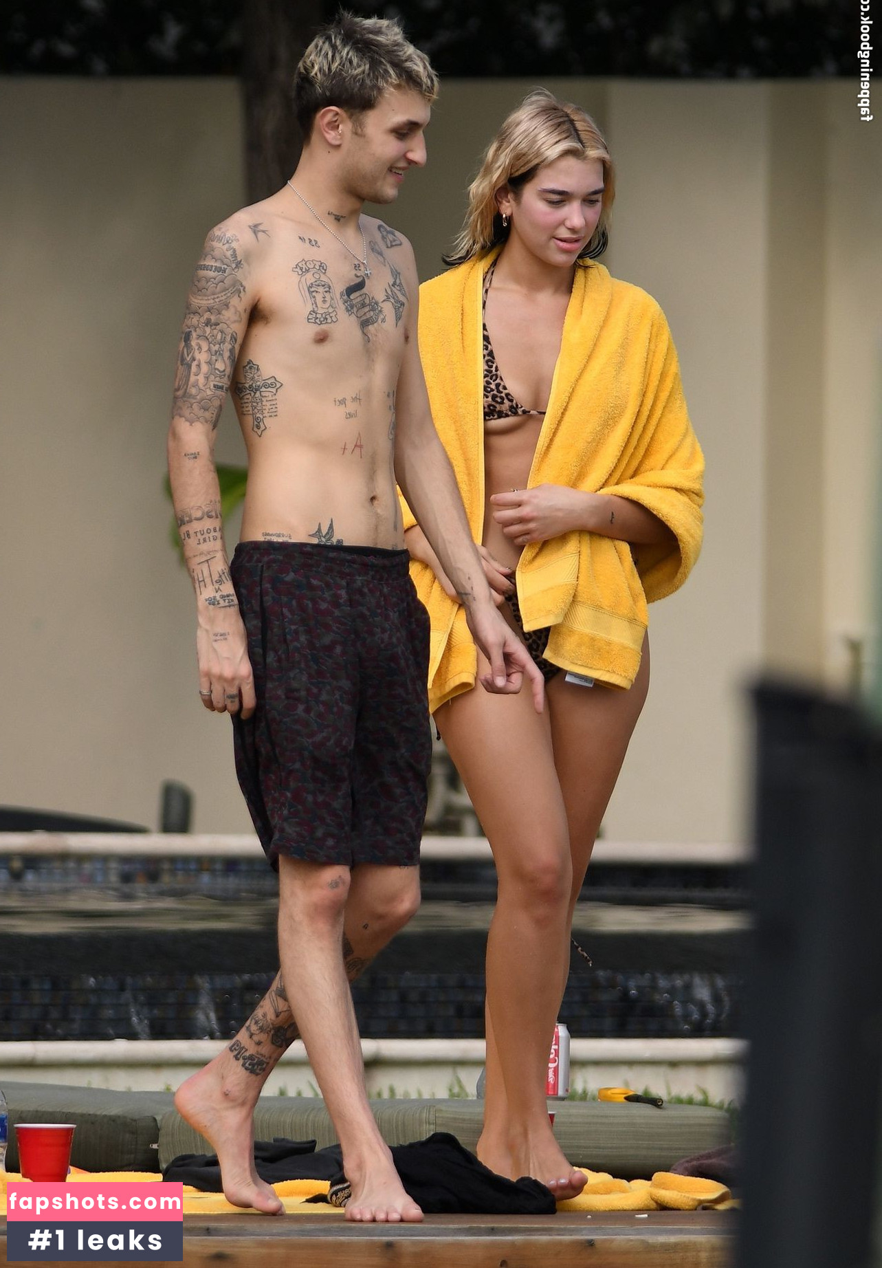 Dua Lipa gallery photo #7785