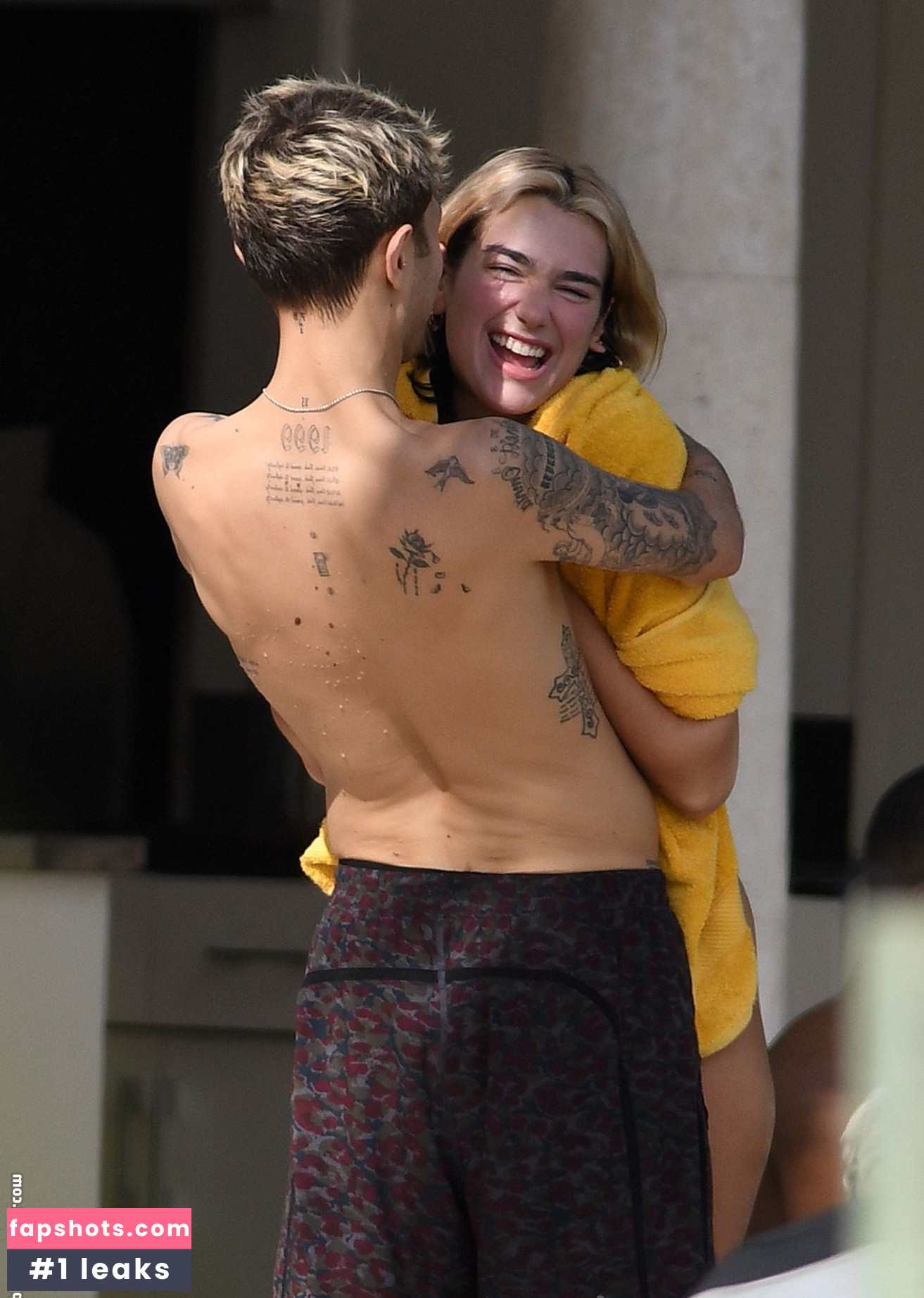 Dua Lipa gallery photo #7799