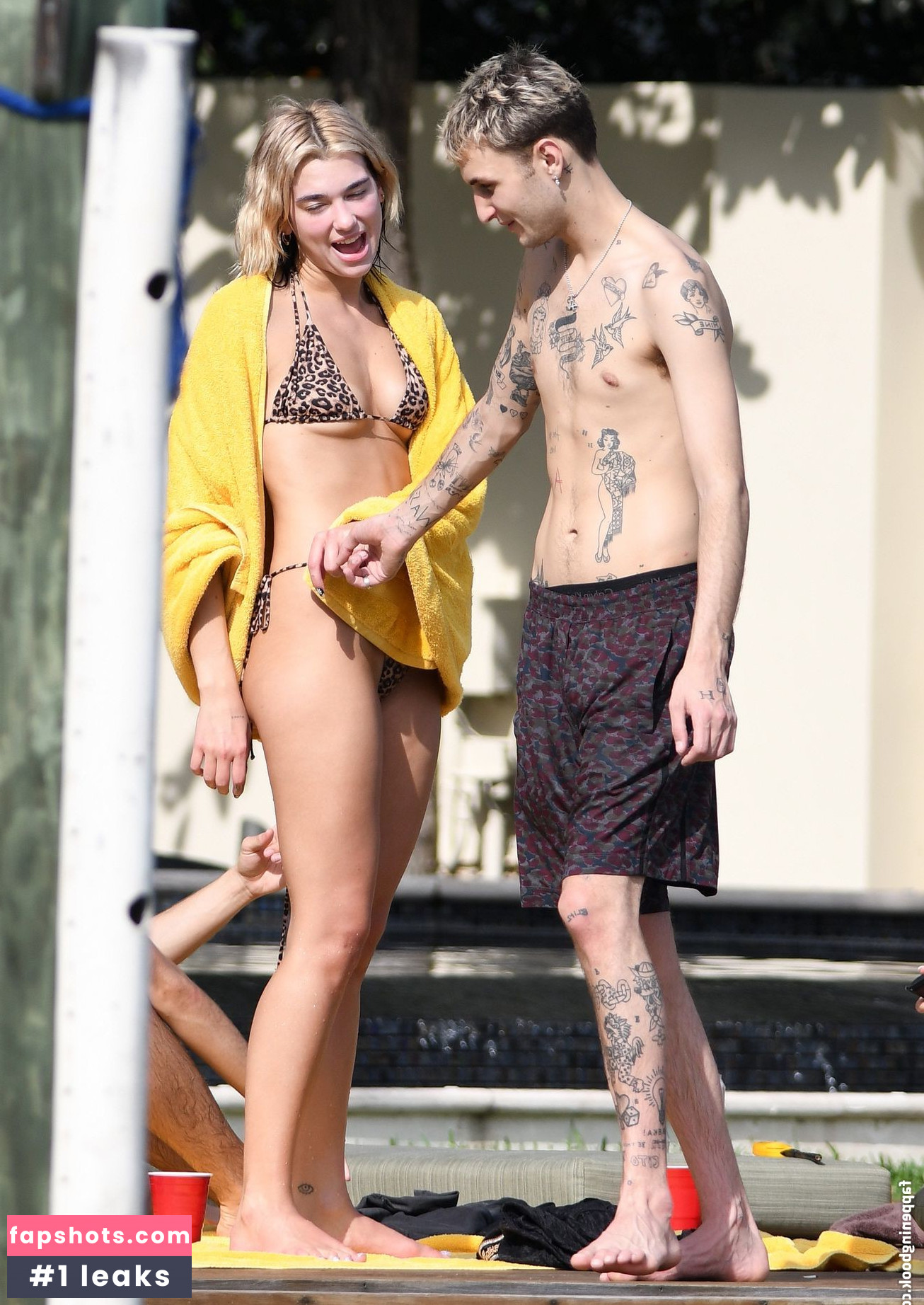 Dua Lipa gallery photo #7830