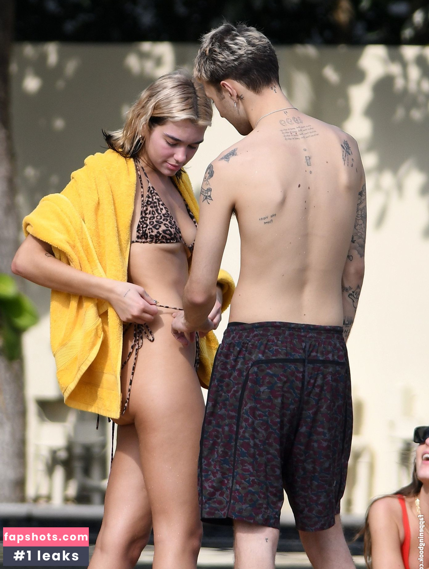 Dua Lipa gallery photo #7836