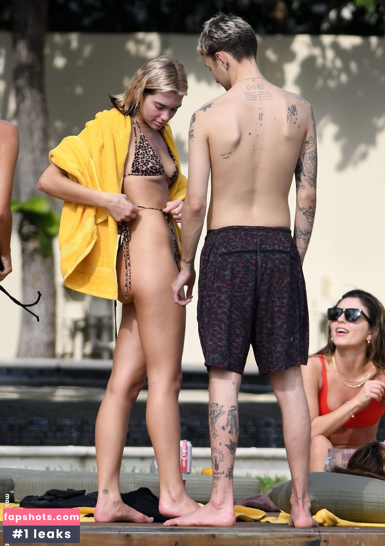 Dua Lipa gallery photo #7837