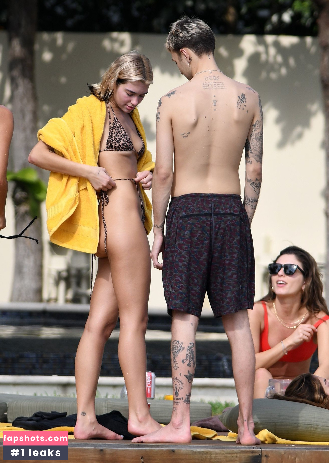 Dua Lipa gallery photo #7838