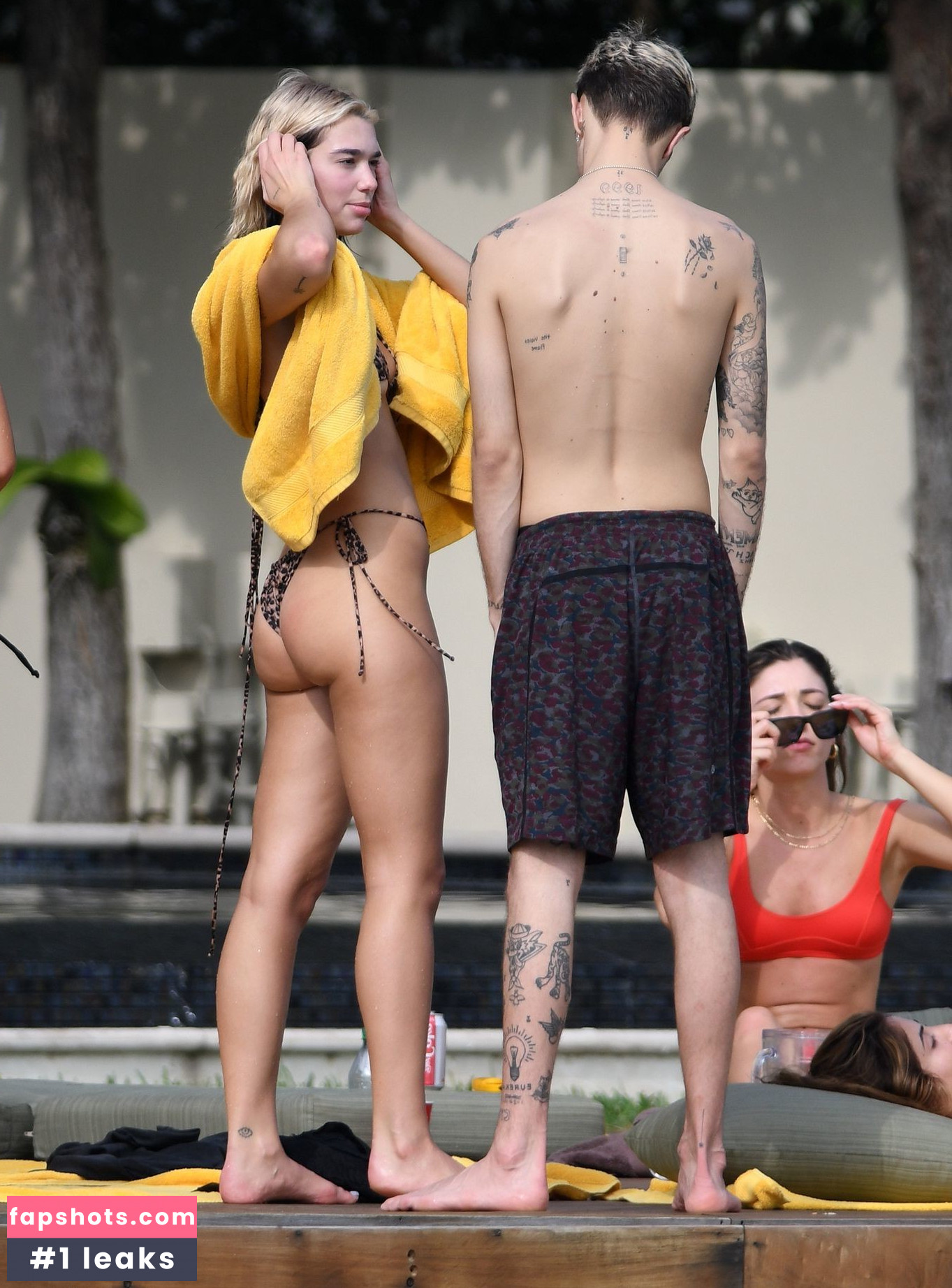 Dua Lipa gallery photo #7847