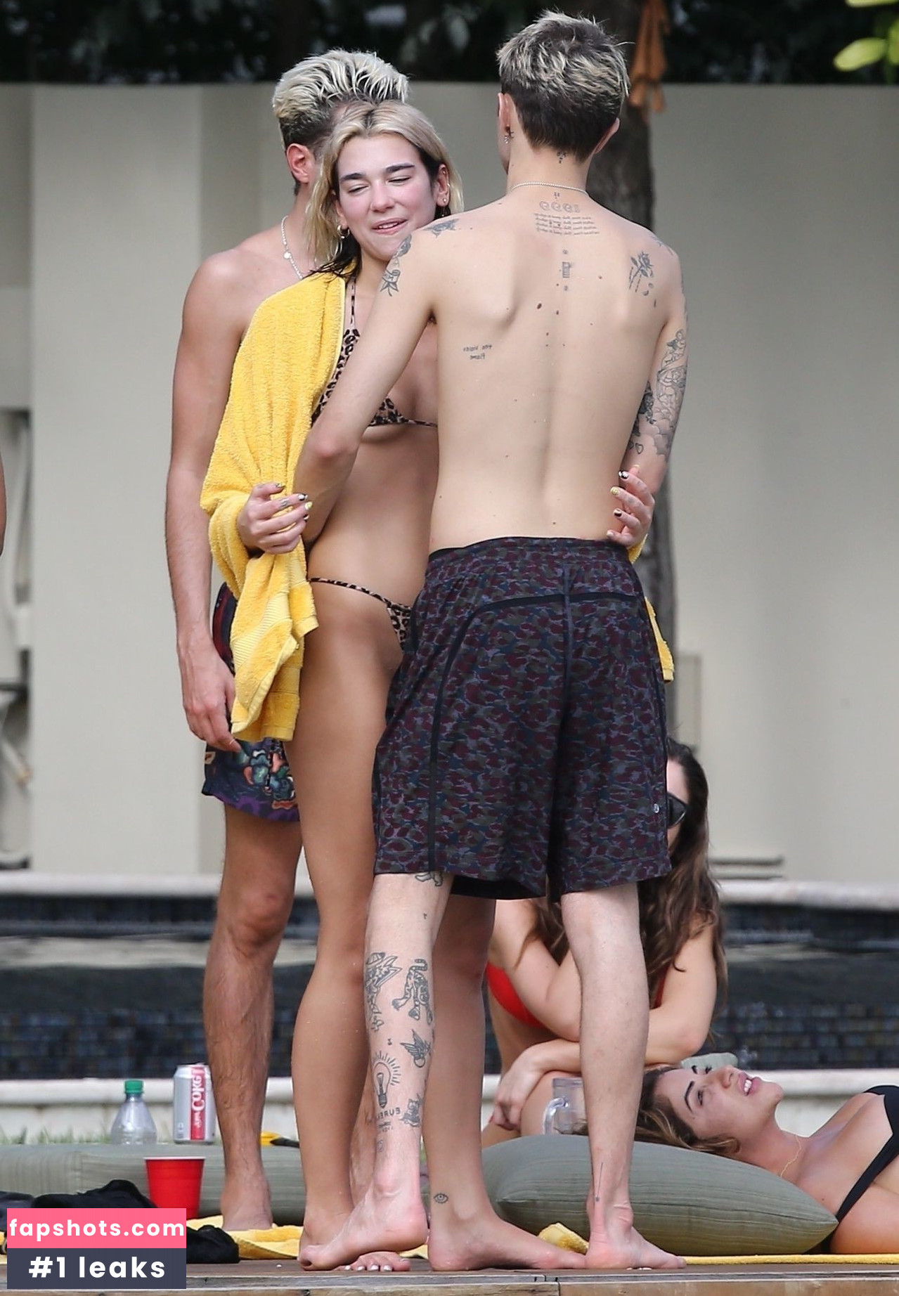 Dua Lipa gallery photo #7890