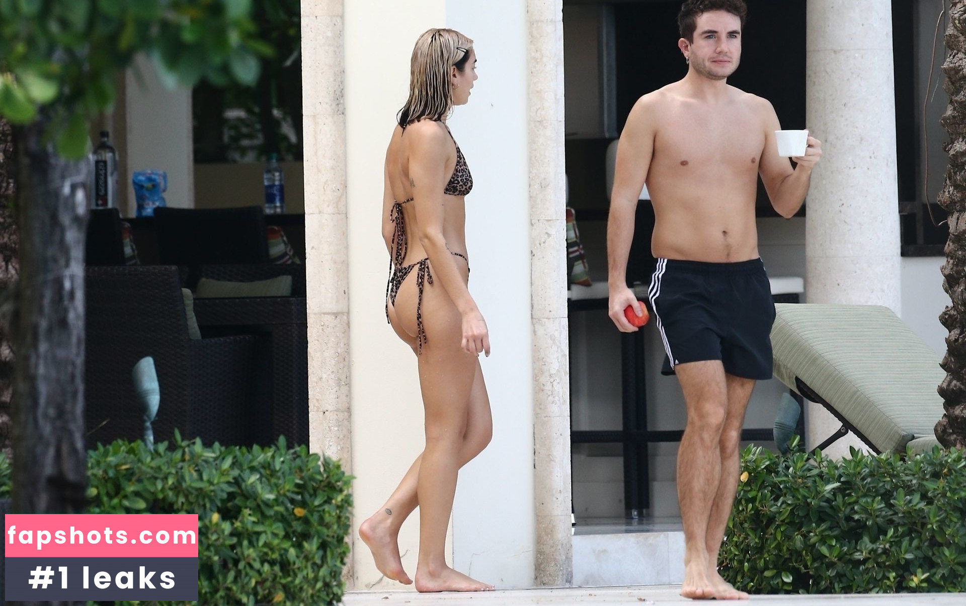 Dua Lipa gallery photo #7977