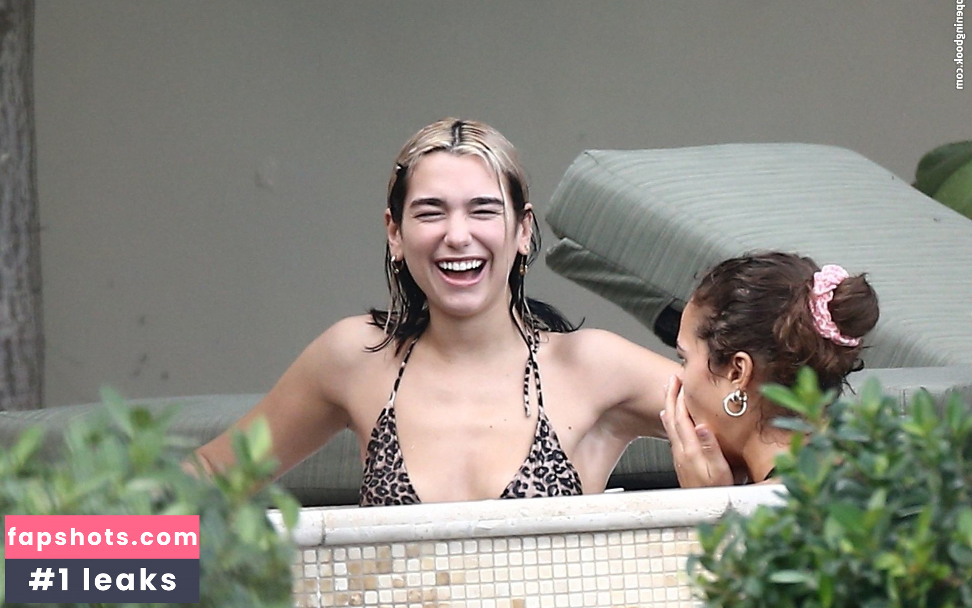 Dua Lipa gallery photo #7987