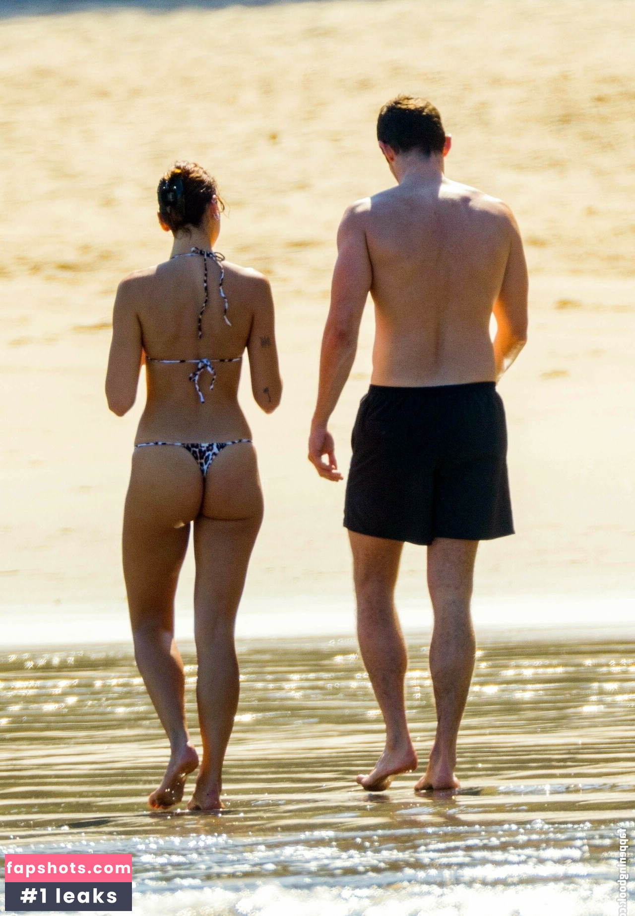 Dua Lipa Nude Leaks OnlyFans Photos #9 - LeakJerk