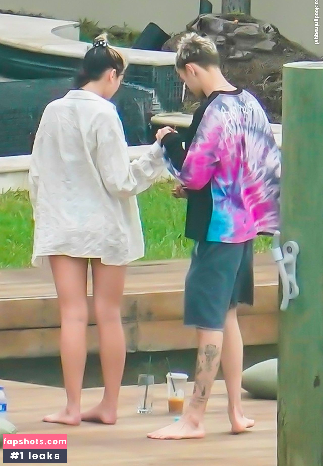 Dua Lipa gallery photo #8025