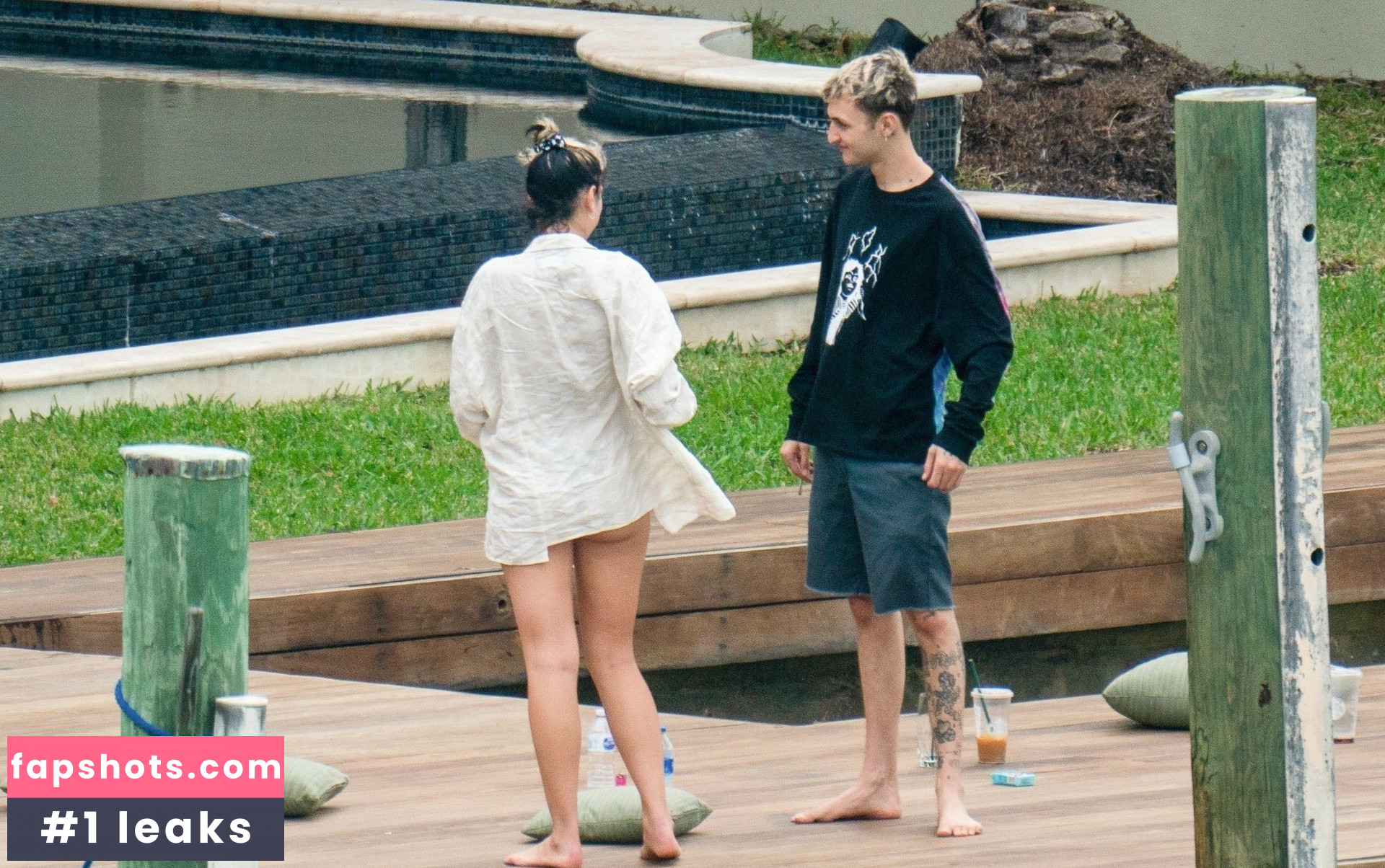 Dua Lipa gallery photo #8047