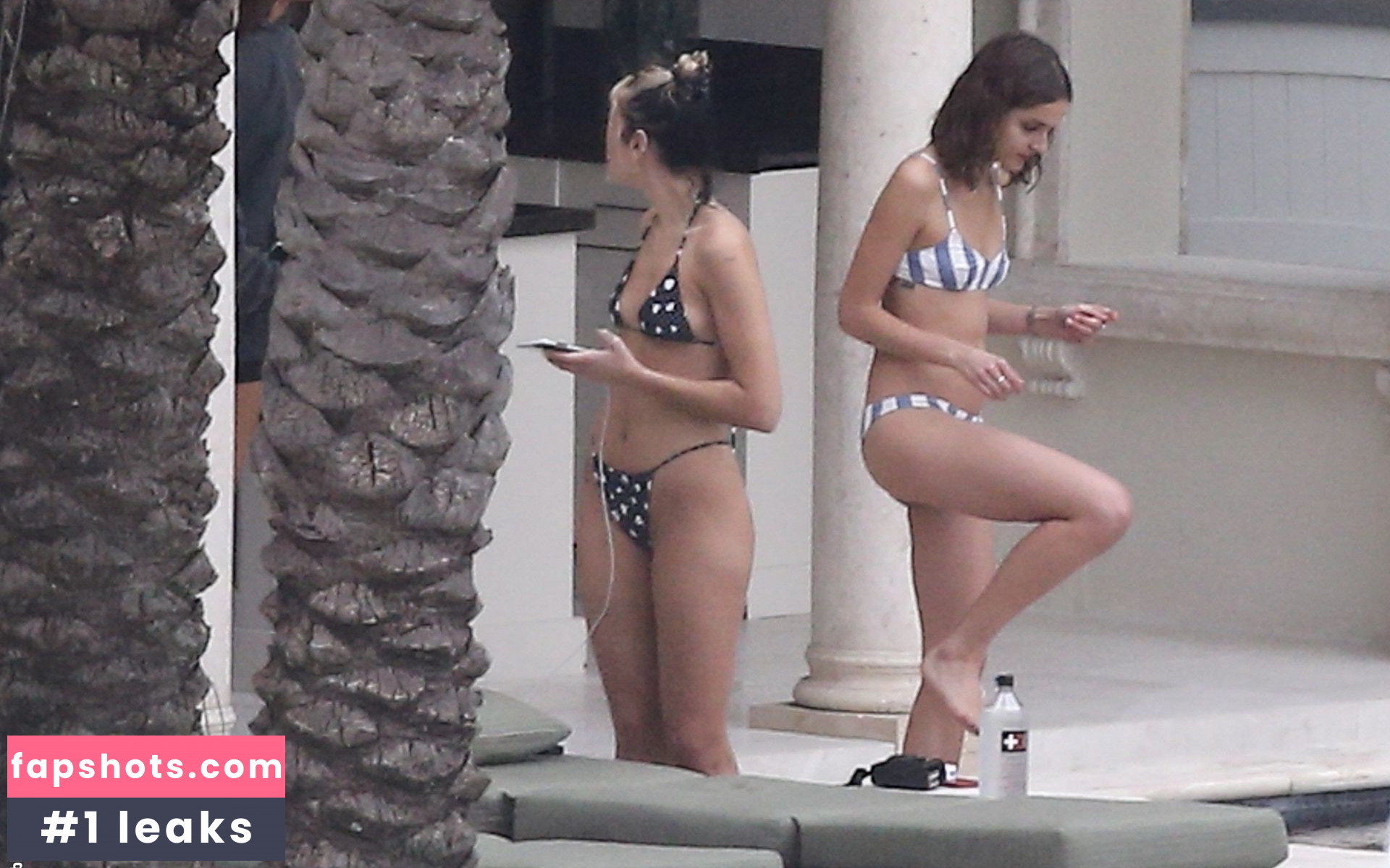 Dua Lipa gallery photo #8112