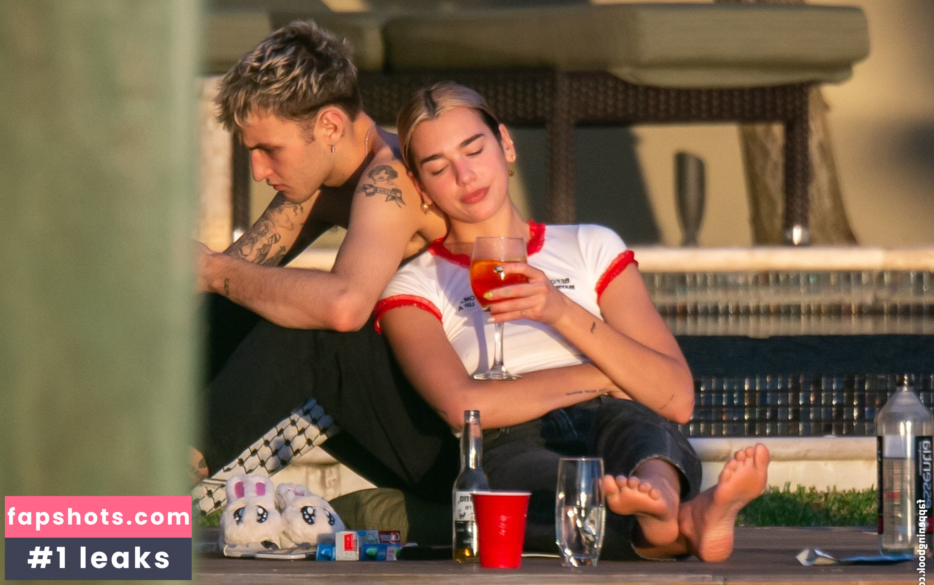 Dua Lipa gallery photo #8168