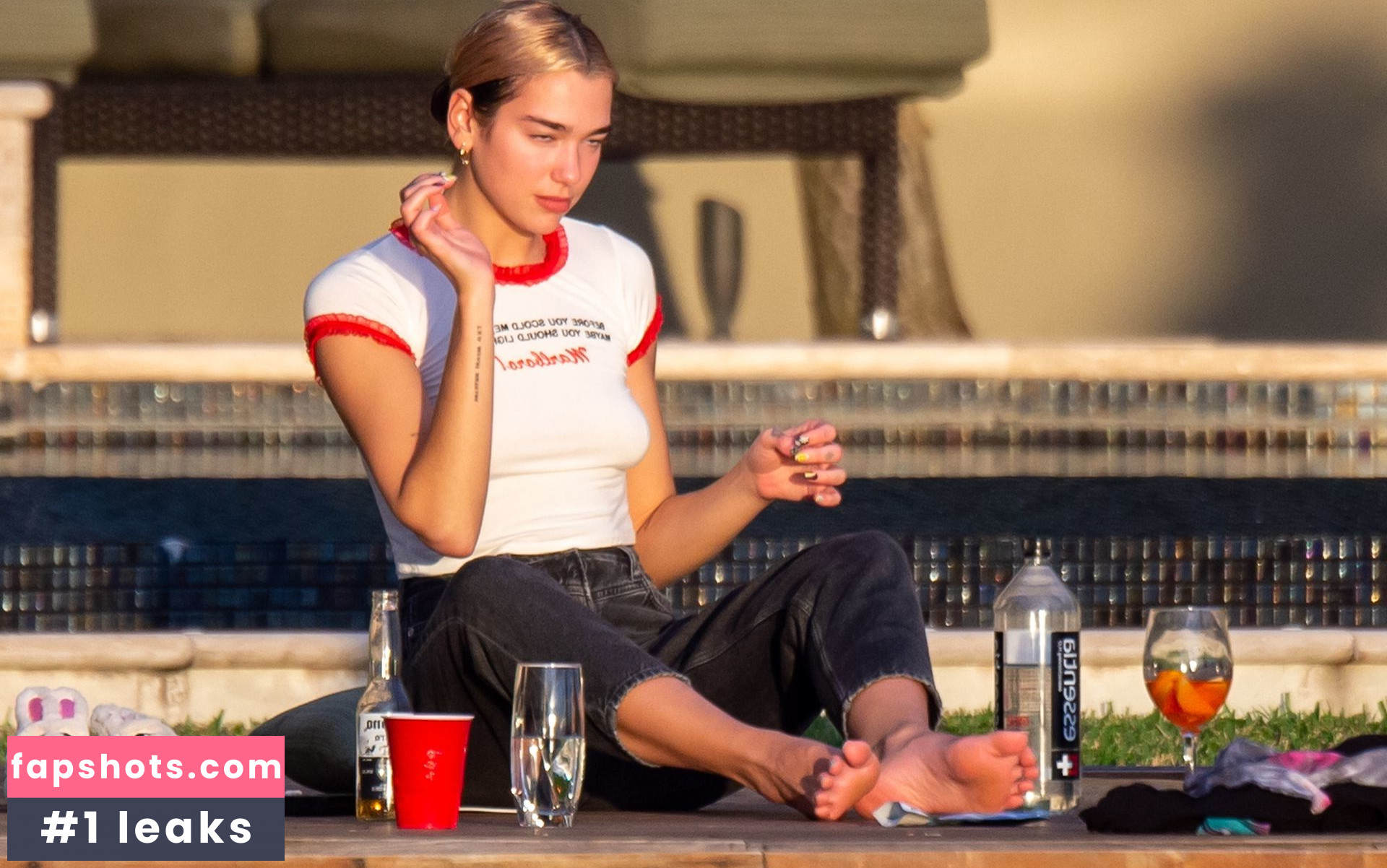 Dua Lipa gallery photo #8174