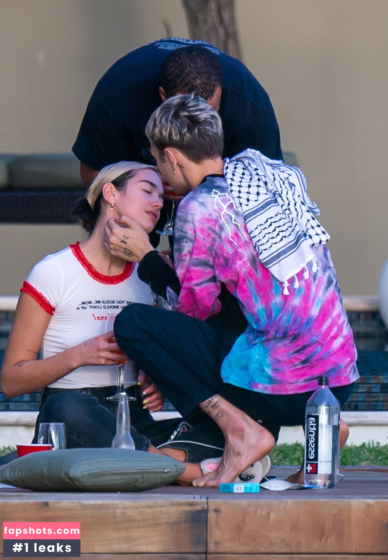 Dua Lipa gallery photo #8199