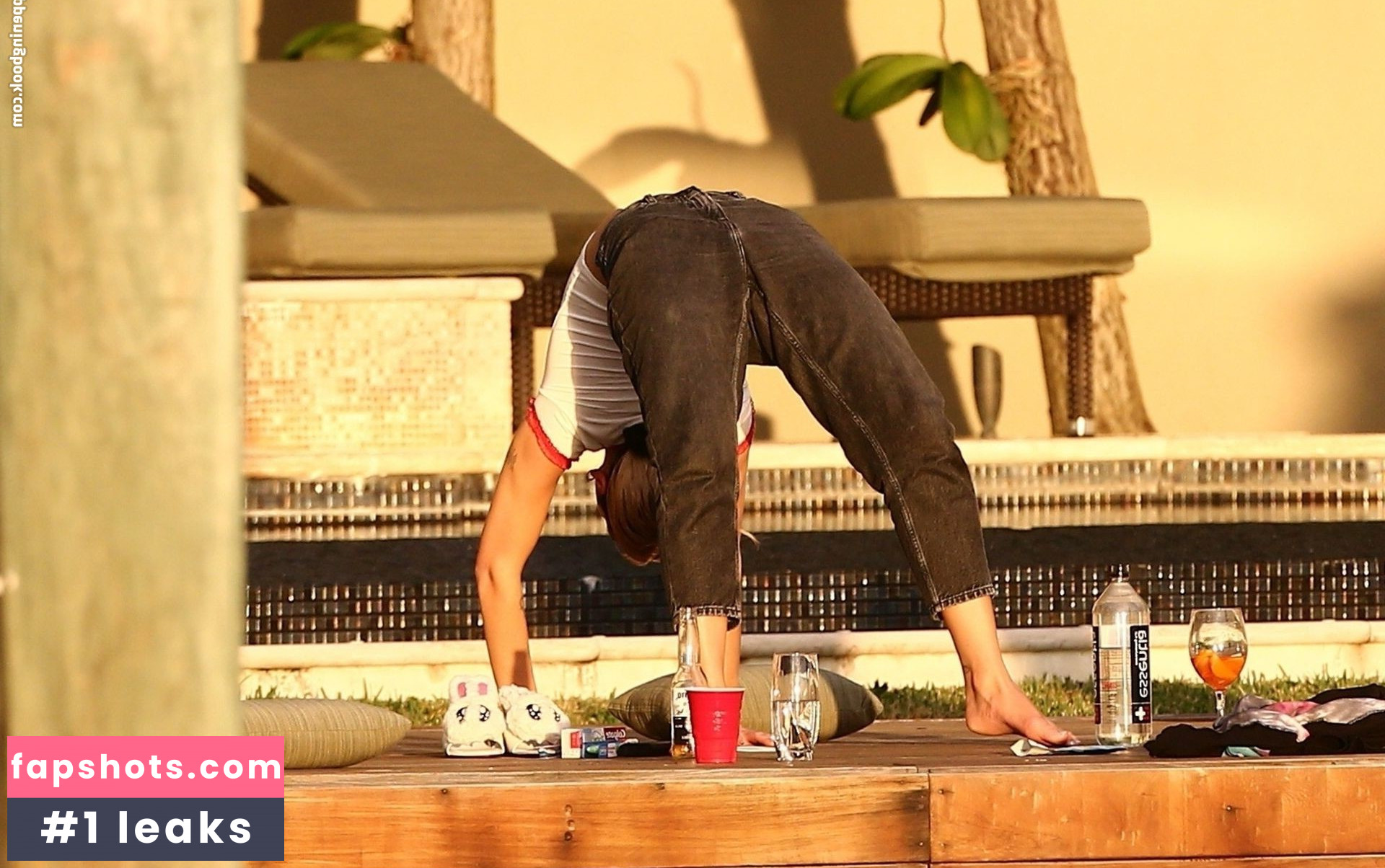 Dua Lipa gallery photo #8236