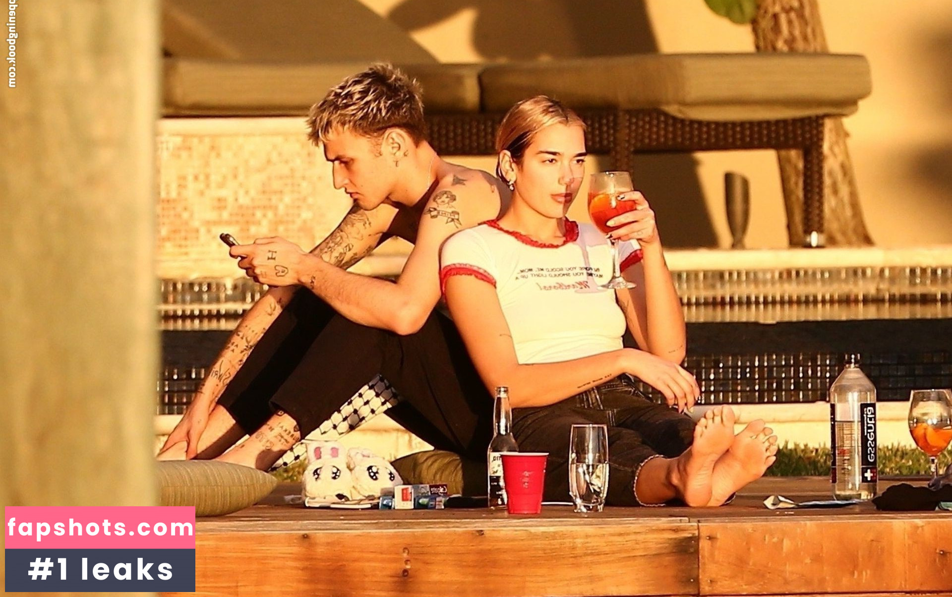 Dua Lipa gallery photo #8237