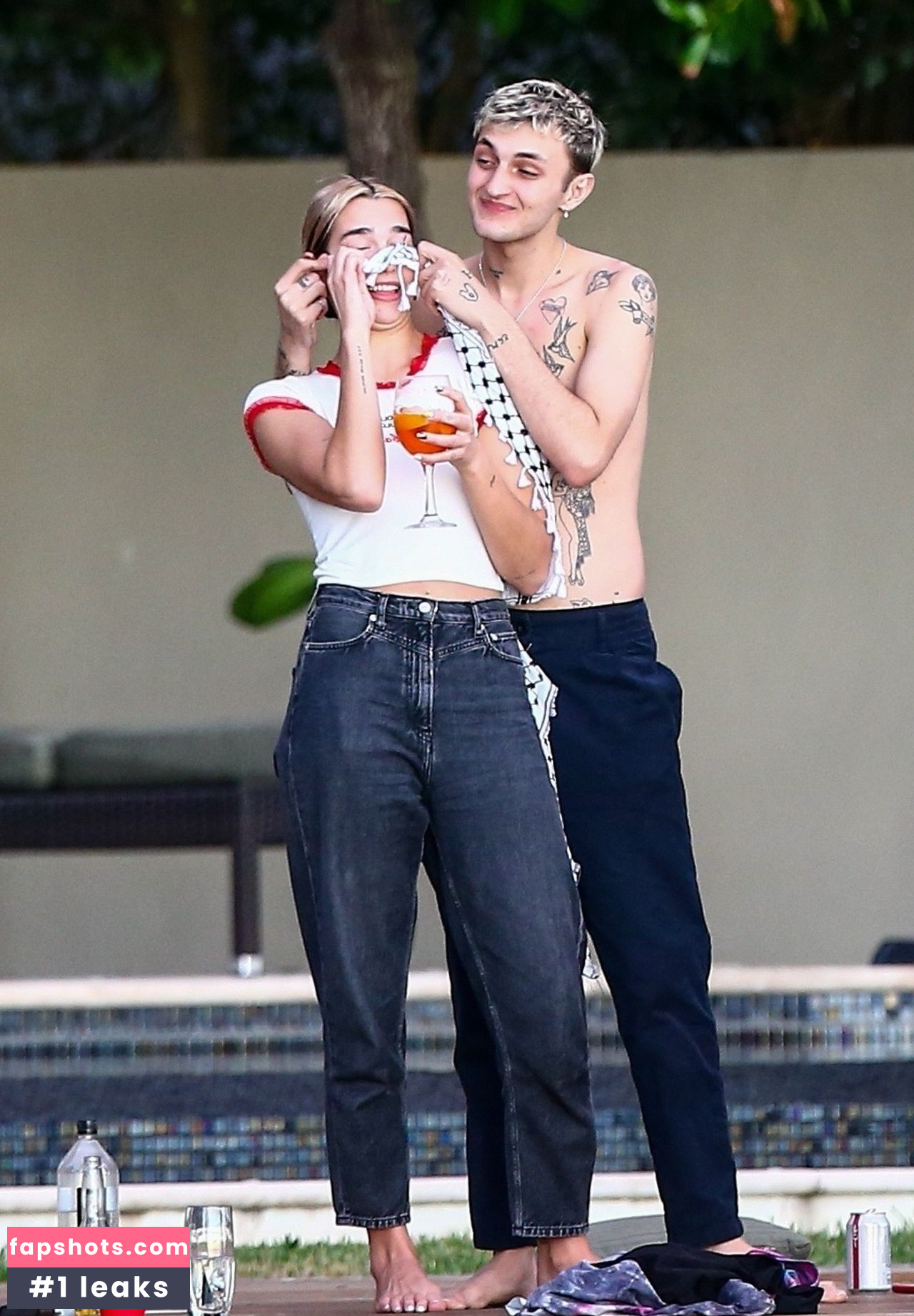 Dua Lipa gallery photo #8272