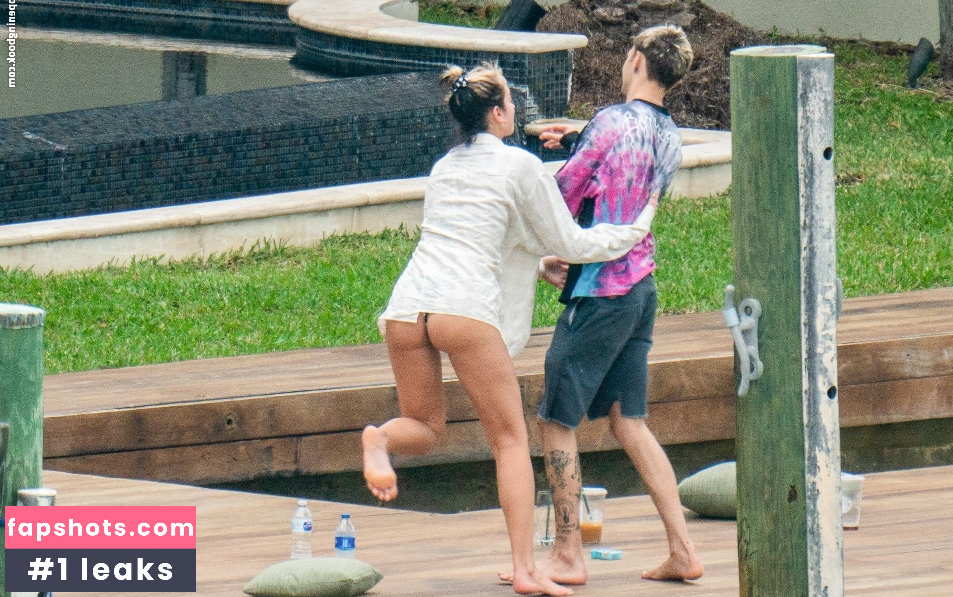 Dua Lipa gallery photo #8312